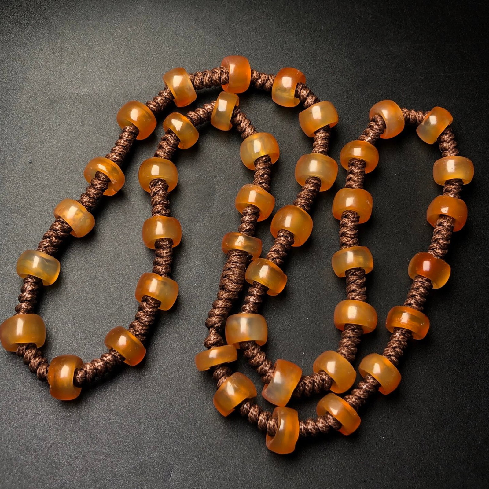 An Exquisite Agate Necklace - 4