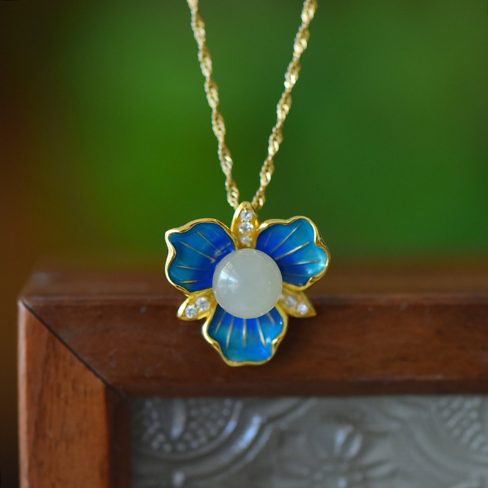 An Exquisite Sterling Silver-Gold Plated Inlaid White Jade Enamel Pendant,Inlaid Diamond - 3