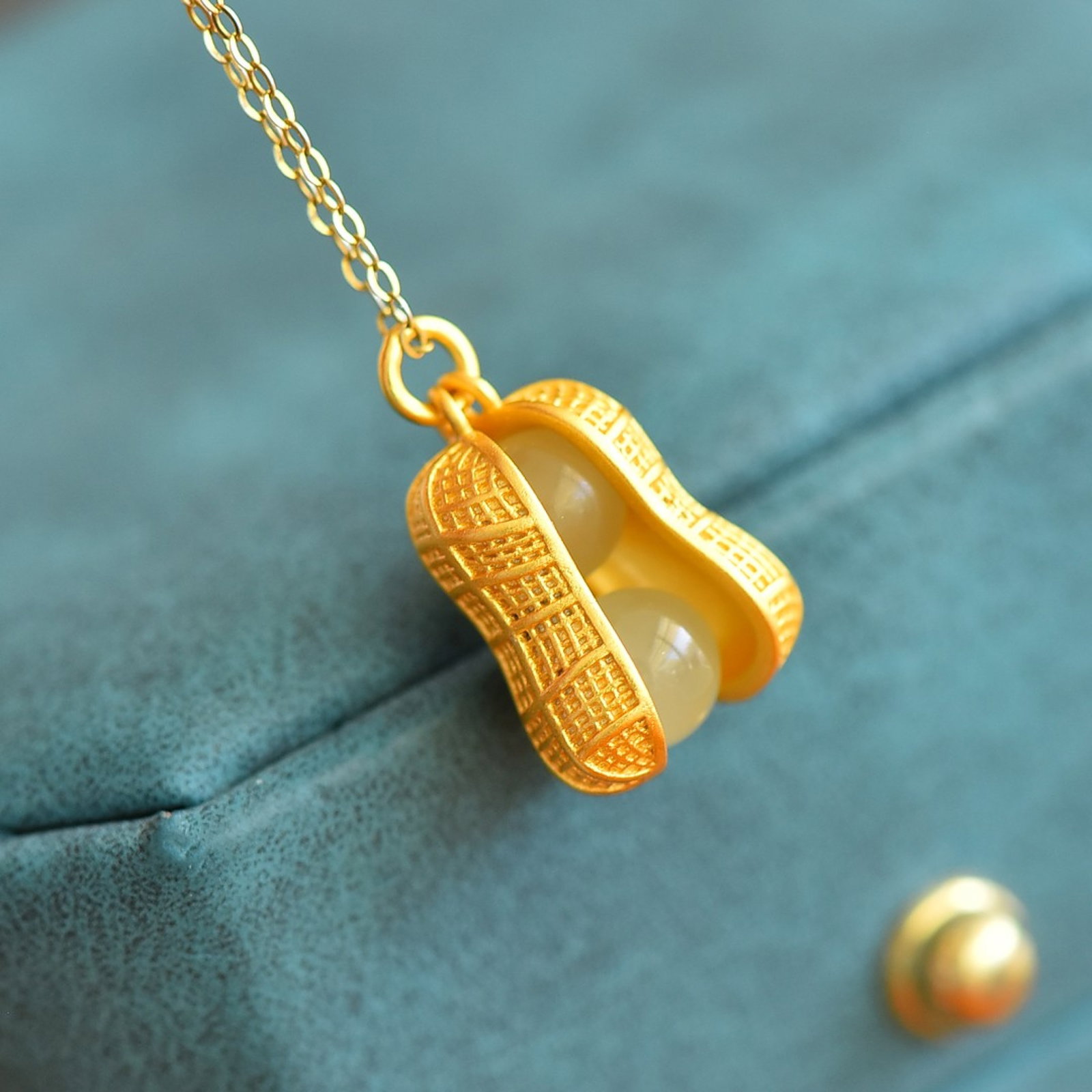 An Exquisite Sterling Silver-Gold Plated Inlaid White Jade Pendant - 2