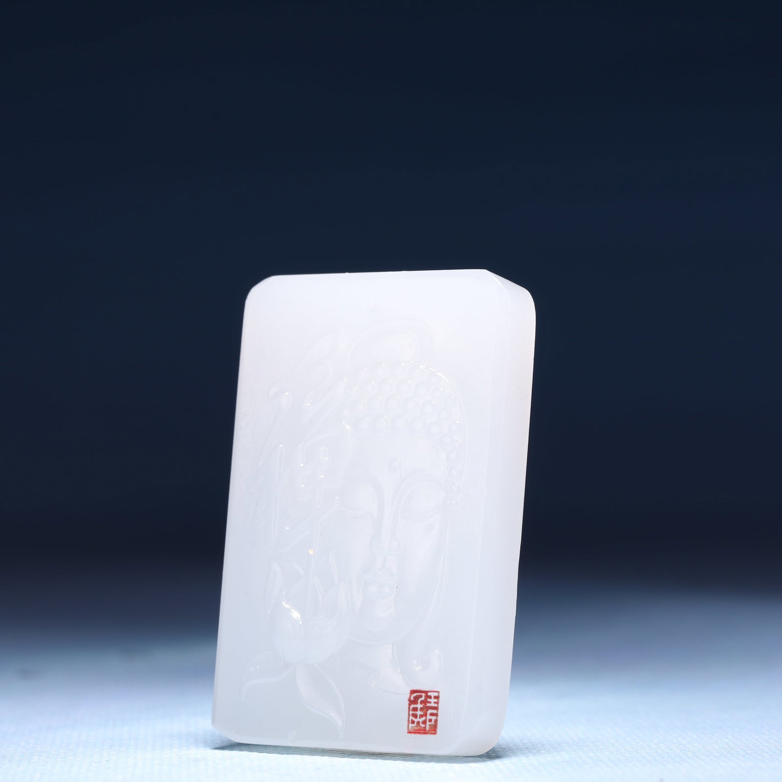An Exquisite White Jade Statue of Sakyamuni Pendant - 2