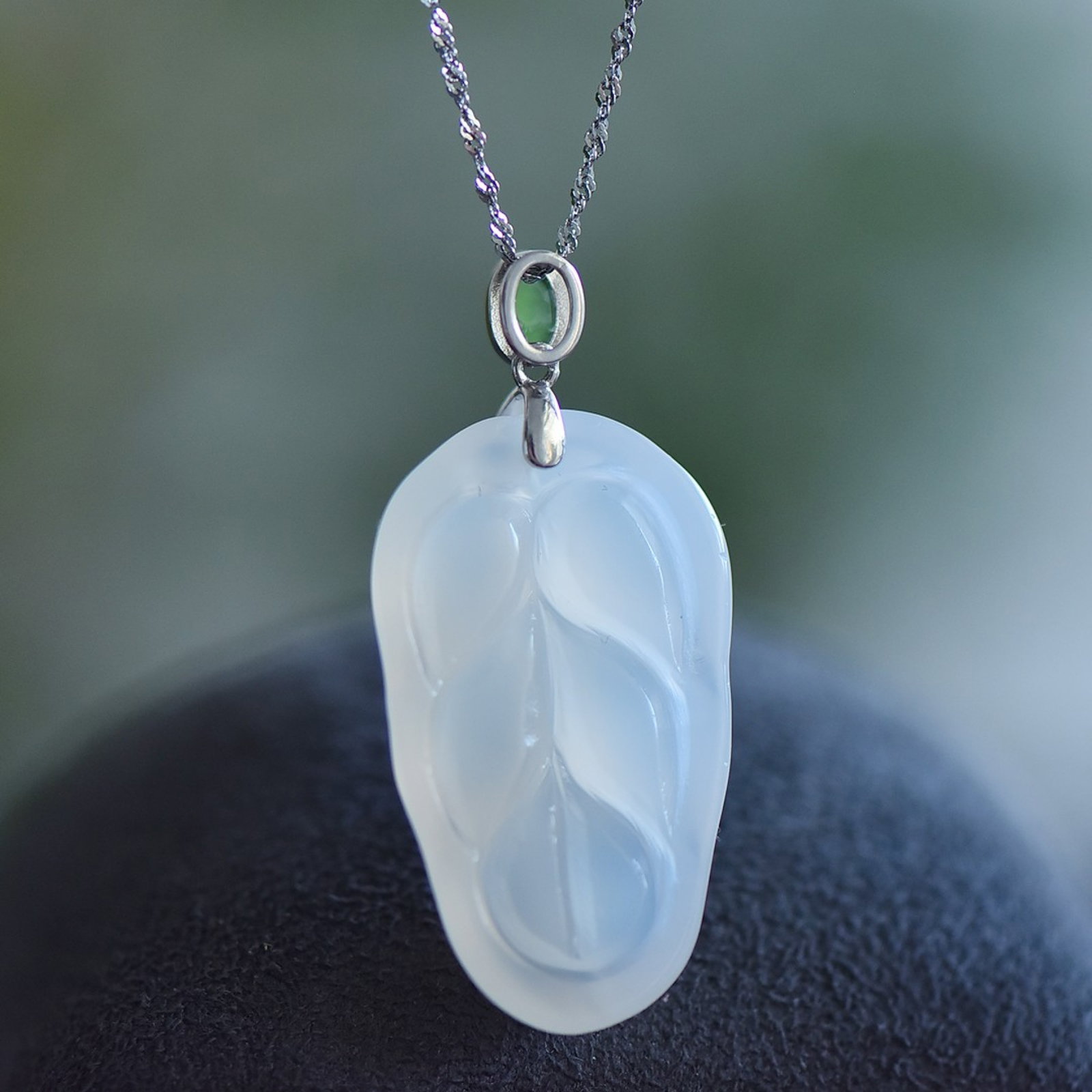 An Exquisite Sterling Silver Inlaid Agate Pendant - 5