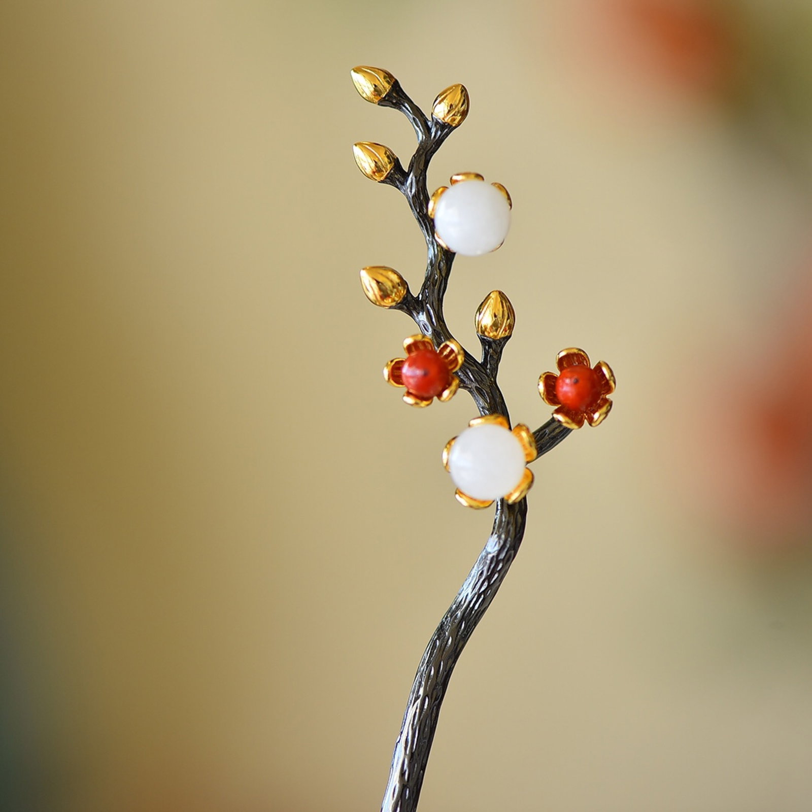 An Exquisite Sterling Silver-Gold Plated Inlaid White Jade Hairpin - 2