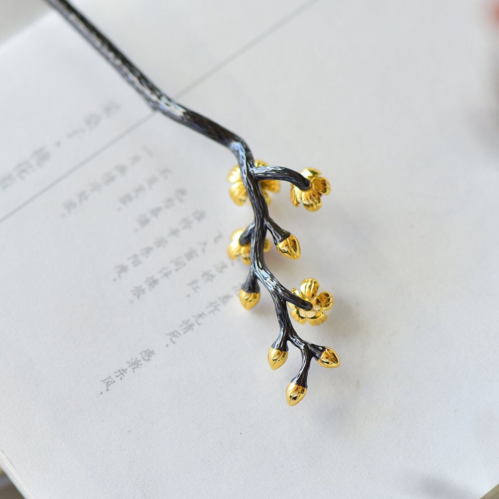 An Exquisite Sterling Silver-Gold Plated Inlaid White Jade Hairpin - 6