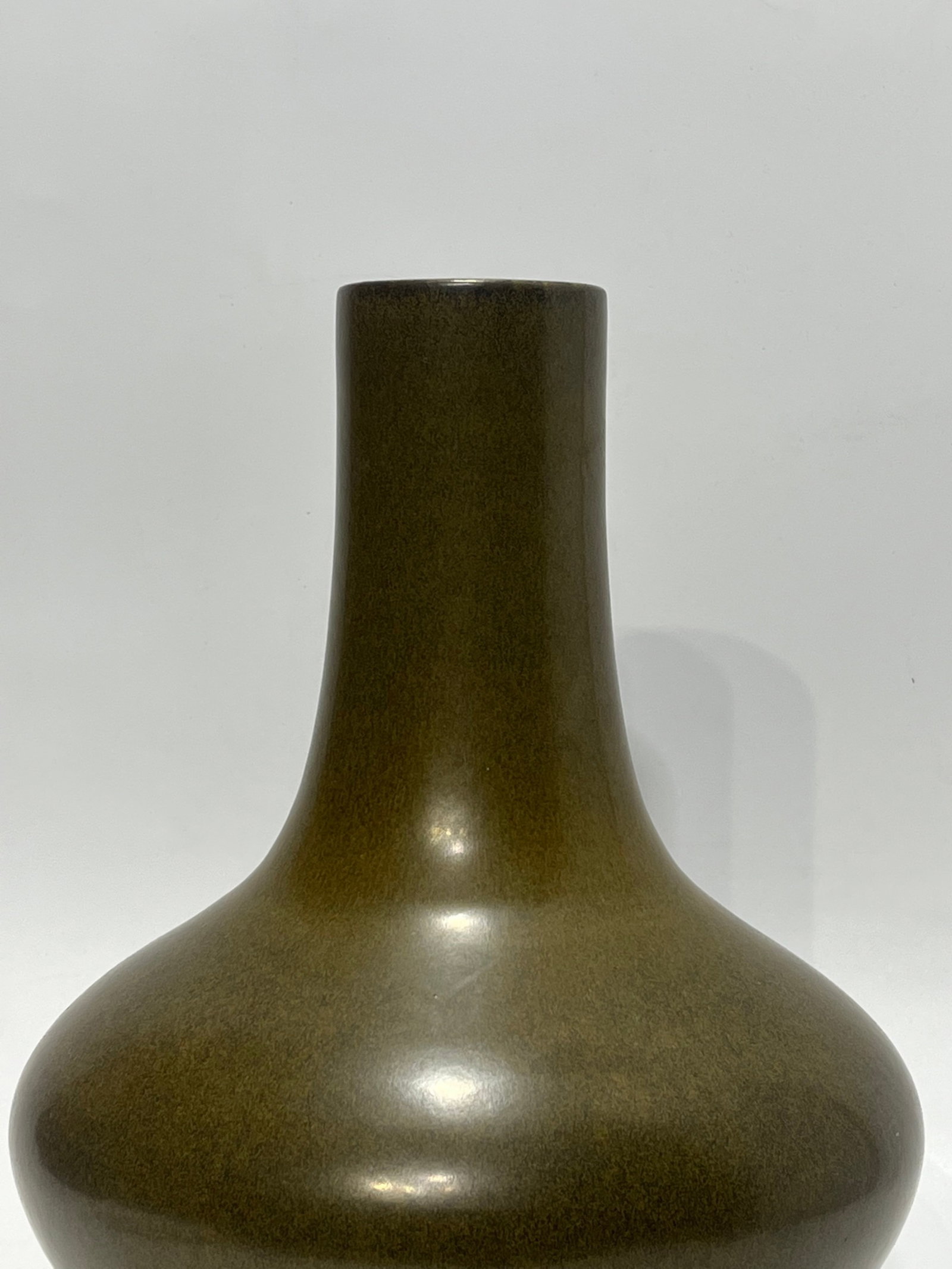A Rare Teadust Glazed Vase - 2