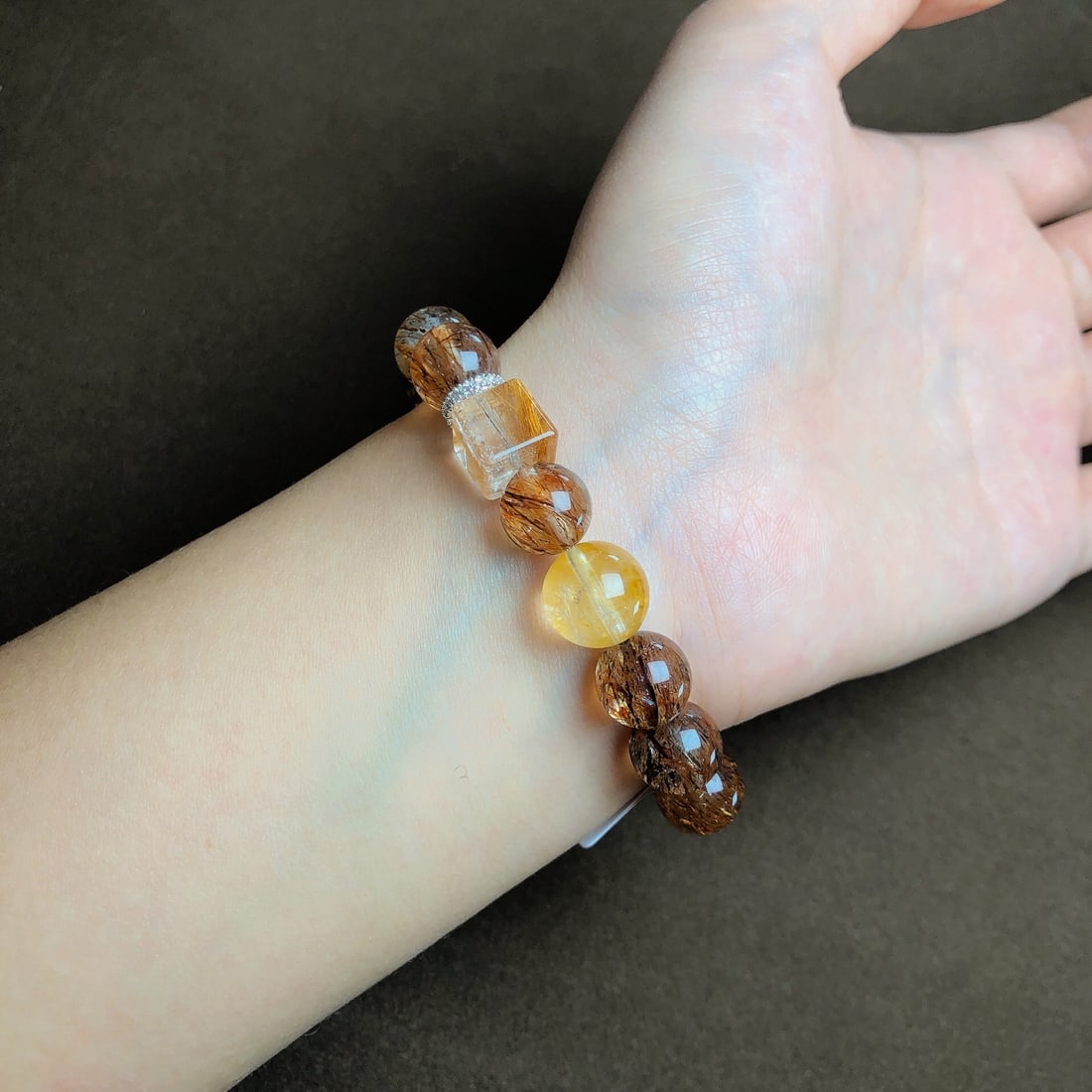 An Exquisite Crystal Bracelets - 6