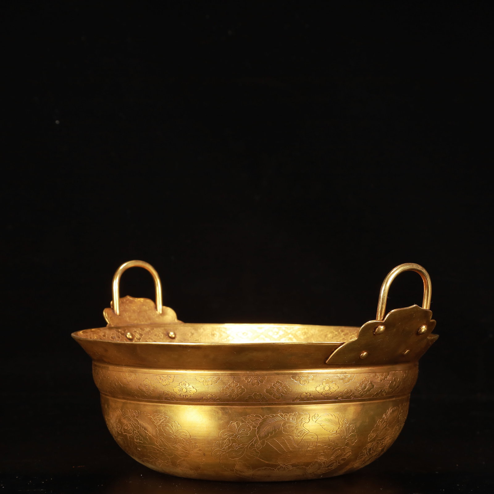 An Exquisite Gilt Bronze Flower Auspicious Beast Pattern Basin - 2