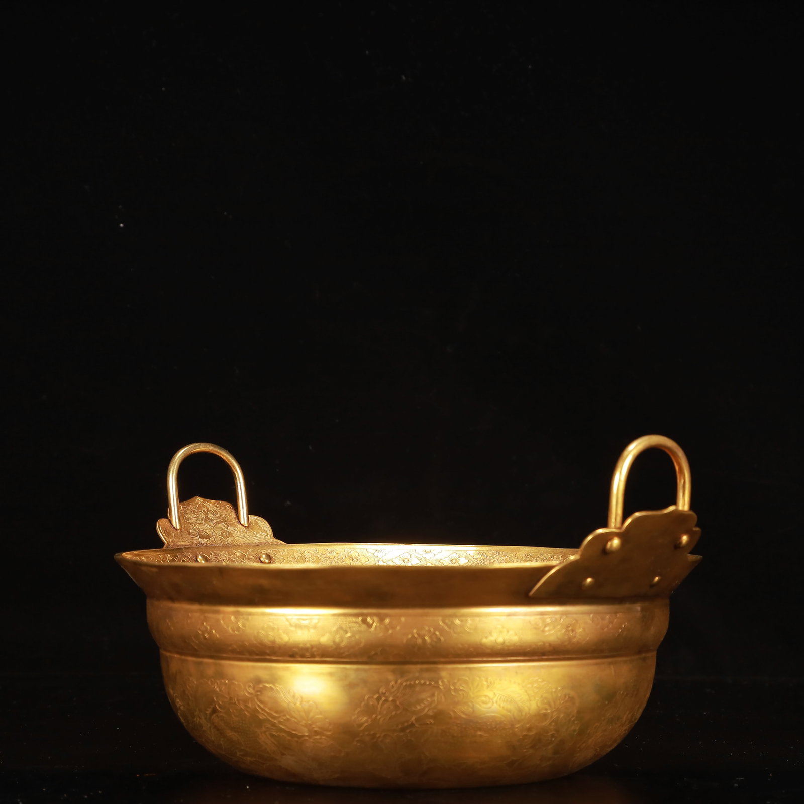 An Exquisite Gilt Bronze Flower Auspicious Beast Pattern Basin - 6