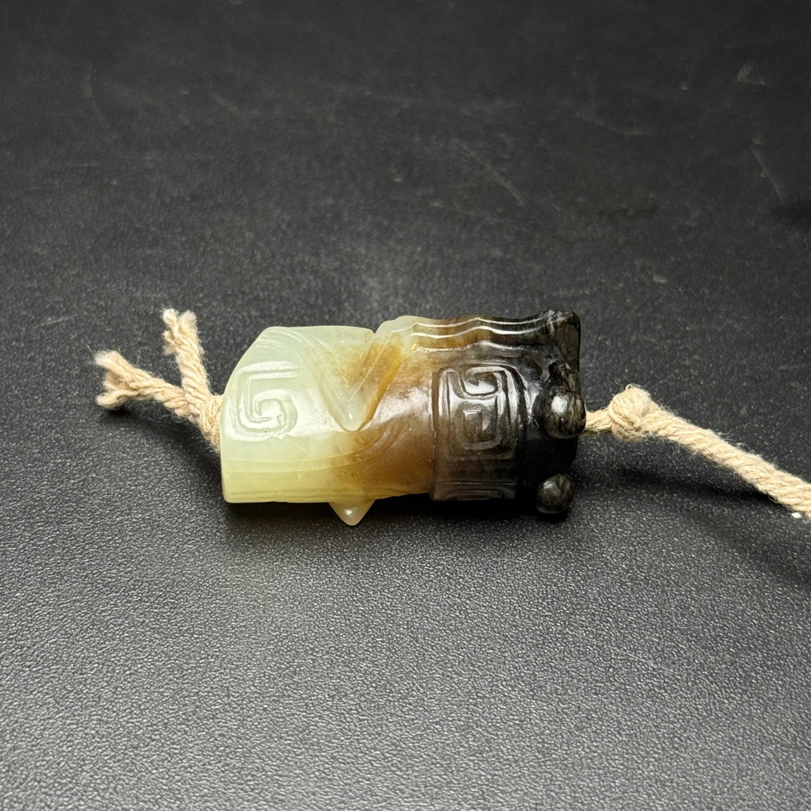 An Exquisite White Jade Cicada Pendant - 4