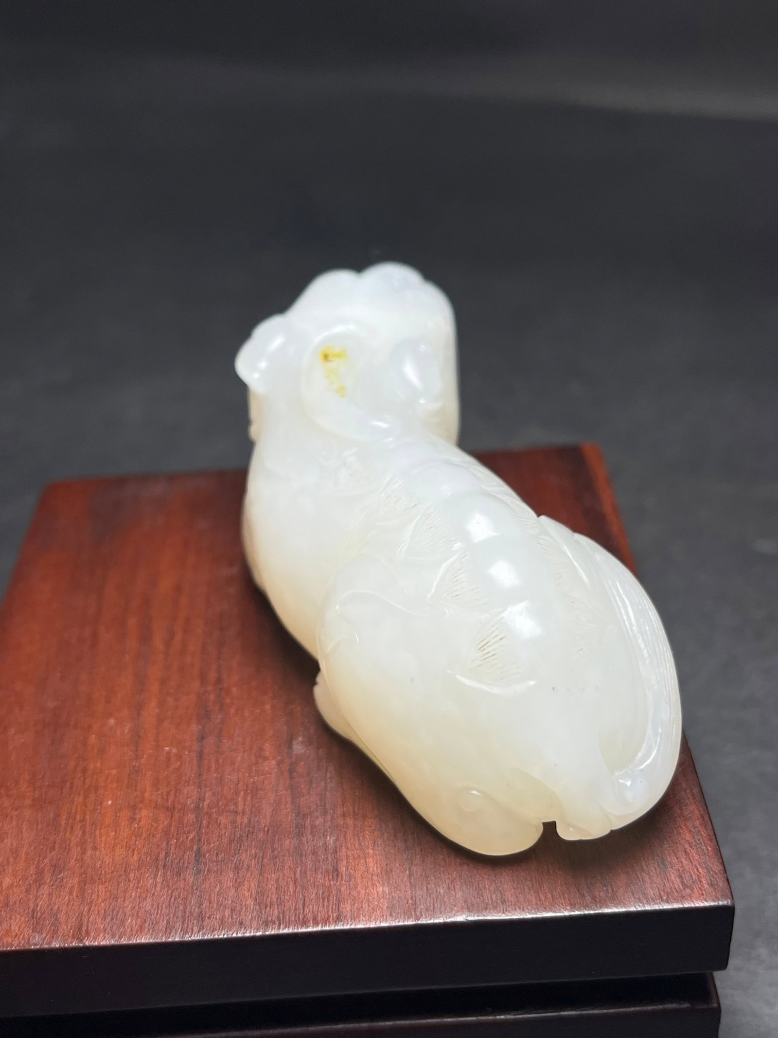 An Exquisite White Jade Auspicious Beast Hand Piece - 4