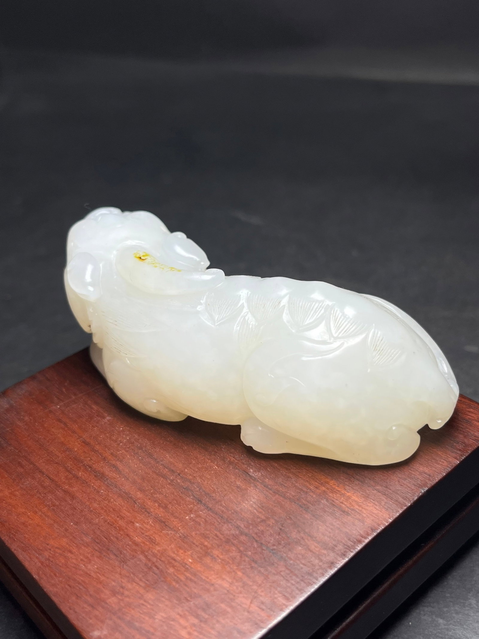 An Exquisite White Jade Auspicious Beast Hand Piece - 5