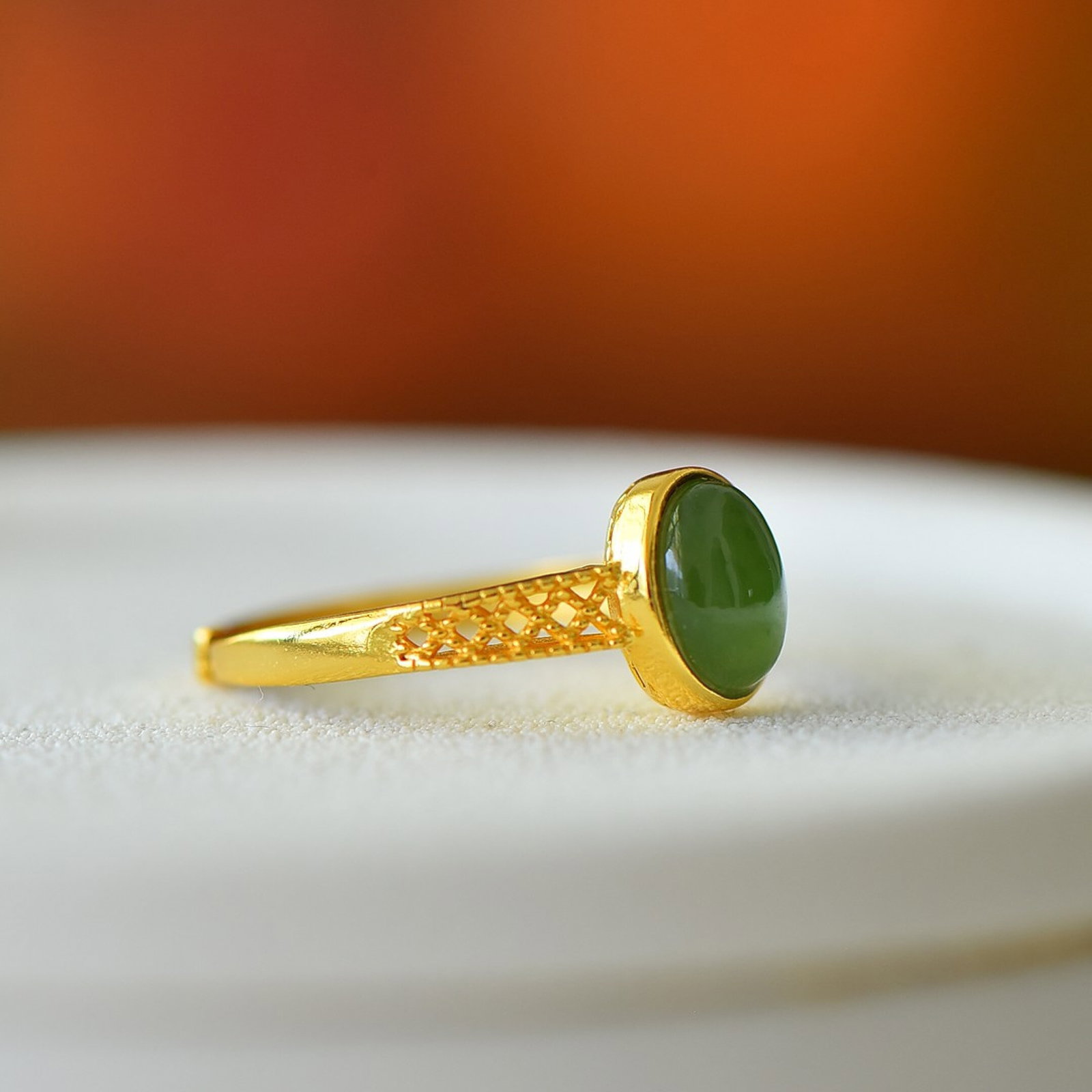 An Exquisite Sterling Silver-Gold Plated Inlaid Jasper Ring - 4