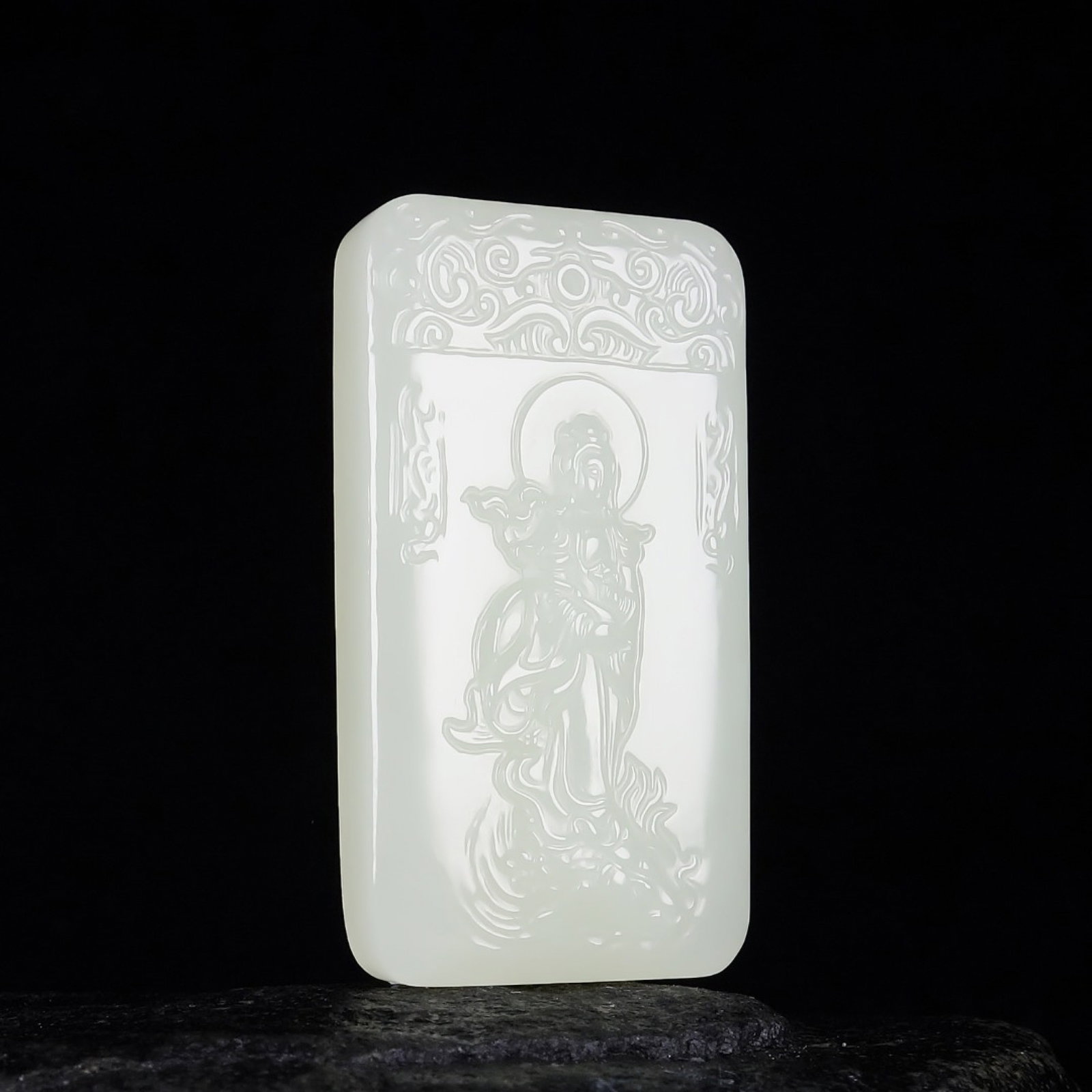 An Exquisite White Jade Statue of Avalokitesvara Pendant - 3