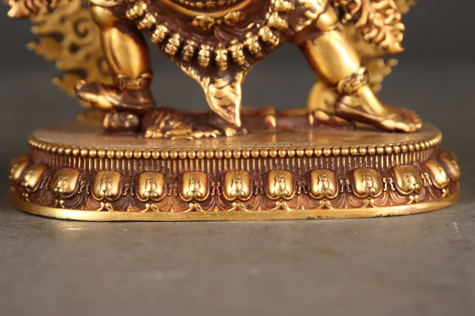 A Solemn Gilt Bronze Four-arms Statue of Vajra - 7