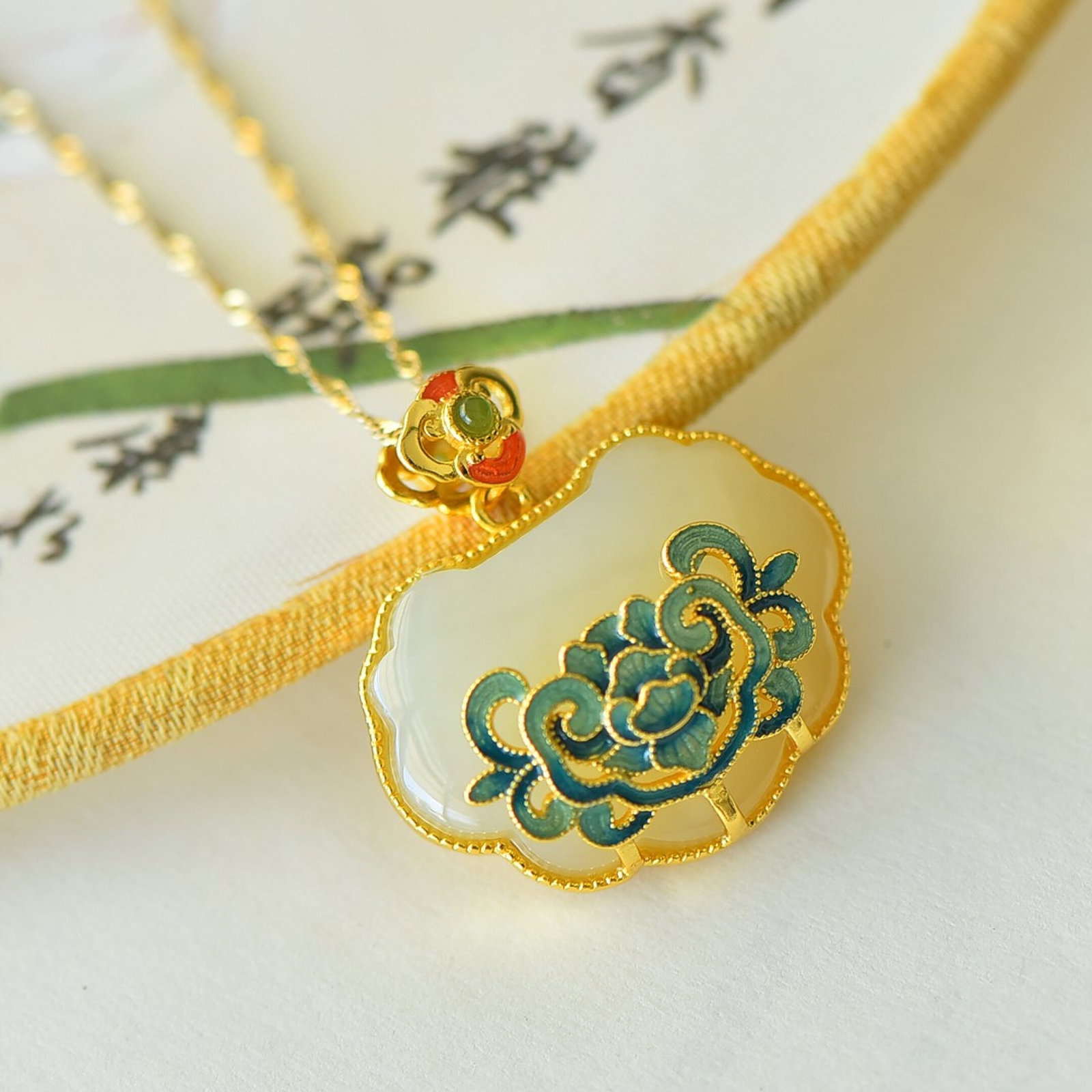 An Exquisite Sterling Silver-Gold Plated Inlaid White Jade Pendant - 3