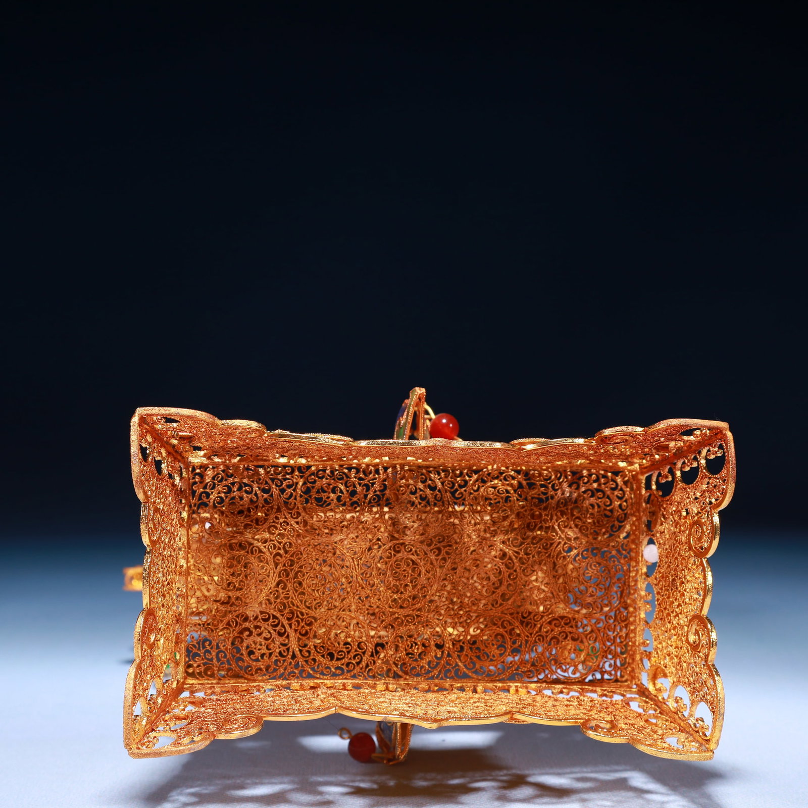 An Exquisite Filigree and Gilding Lotus Pattern Double-Ears Bottle,Inlaid Pearl - 10
