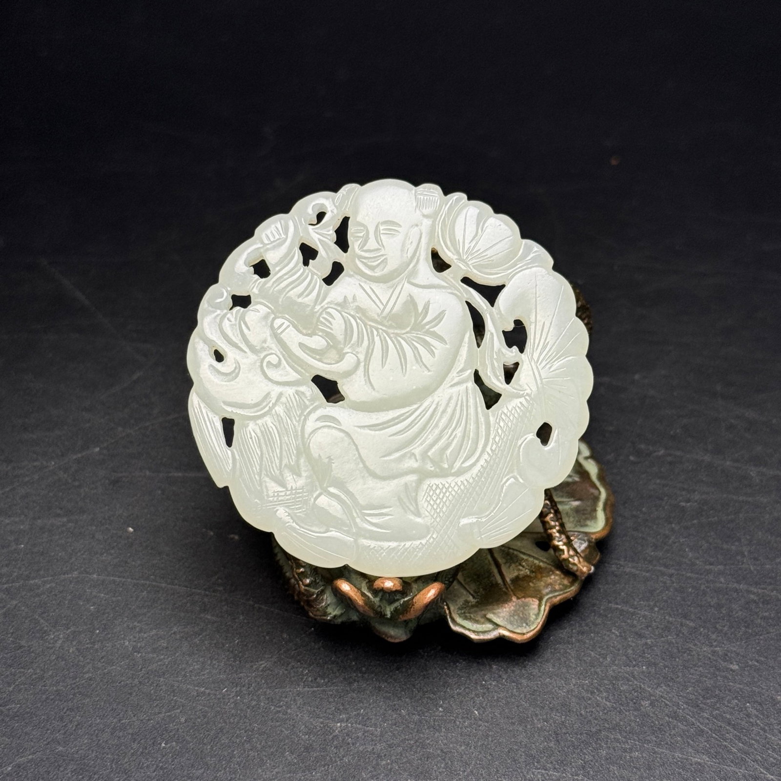An Exquisite White Jade Hollow Figure Kylin Pattern Pendant - 2