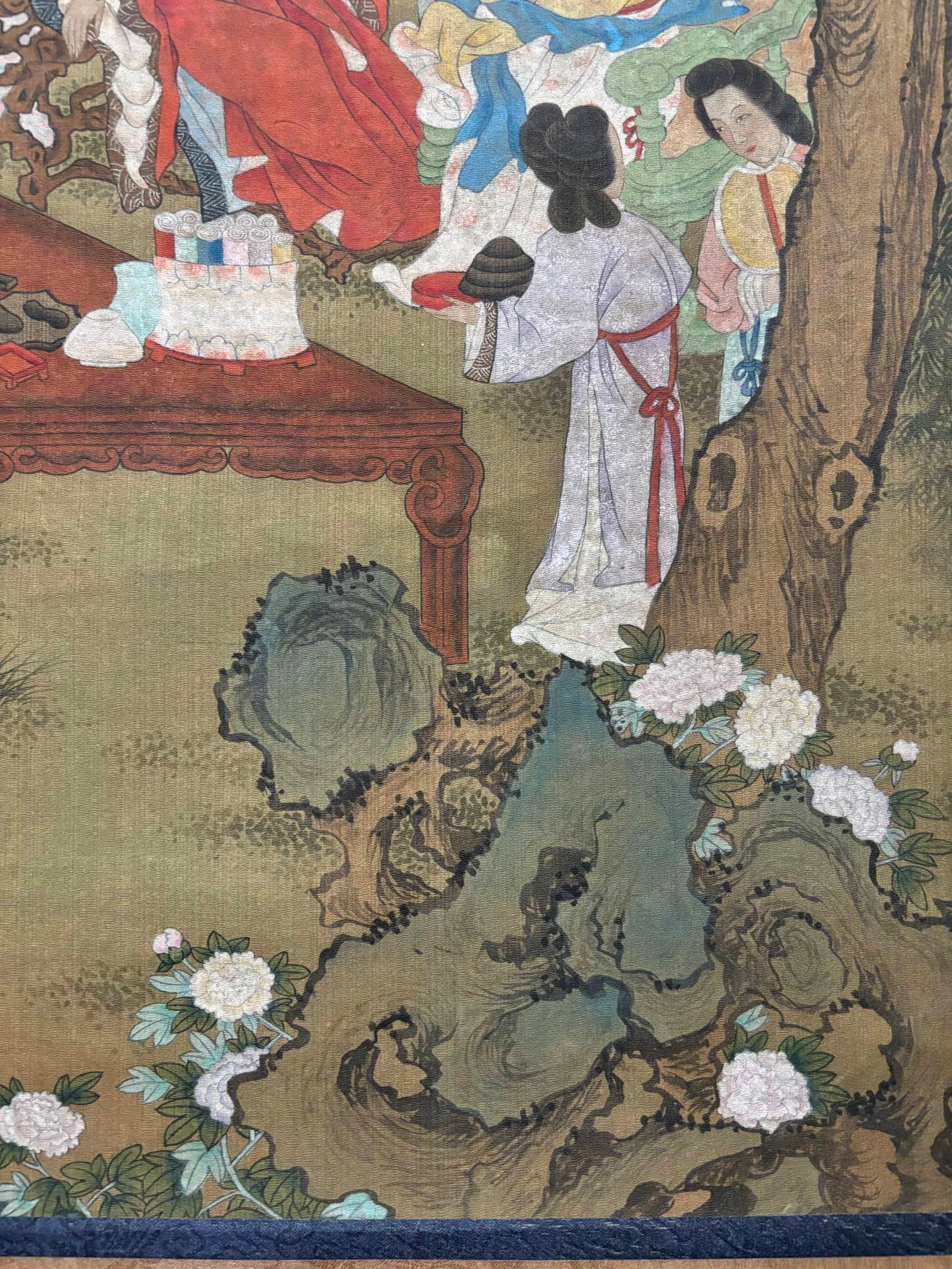 A Chinese Vertical Scroll Ink Painting of Character and Story on Silk,You Qiu - 8