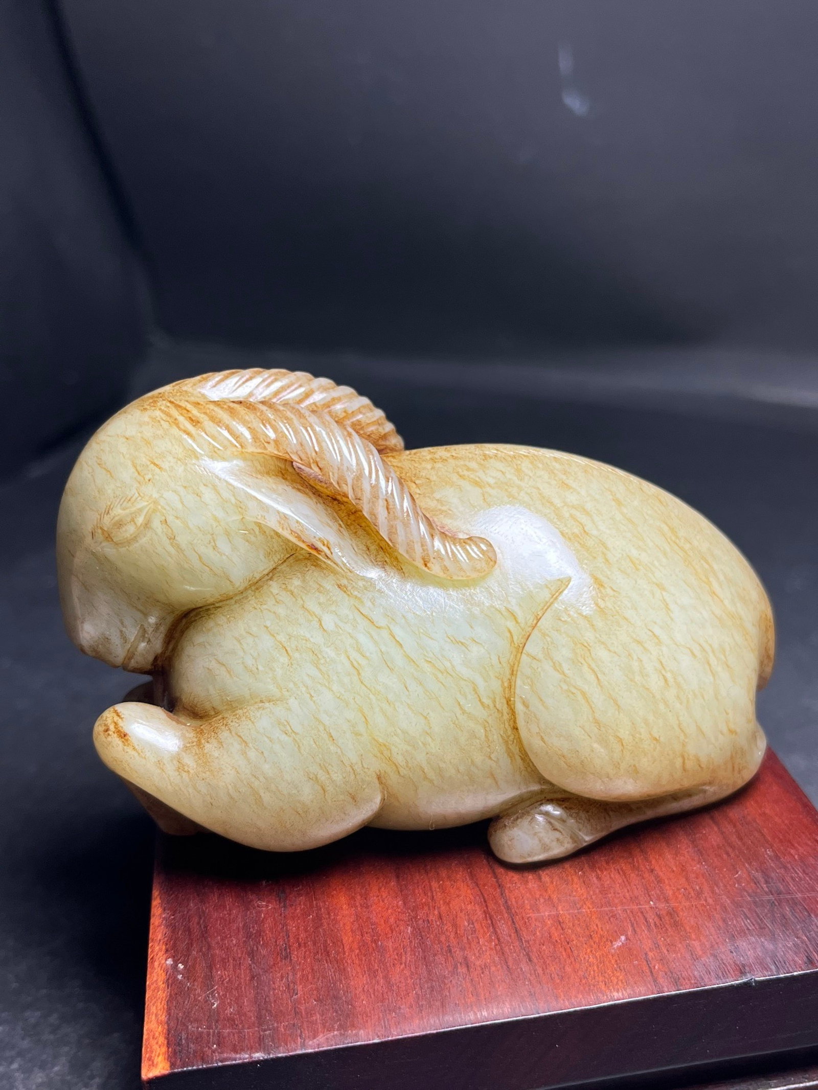 An Exquisite White Jade Sheep Hand Piece - 5