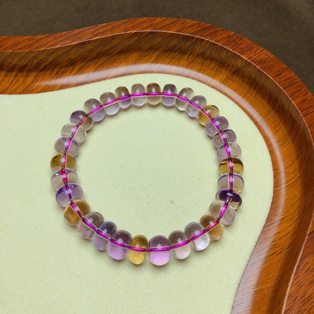 An Exquisite Crystal Bracelets - 7