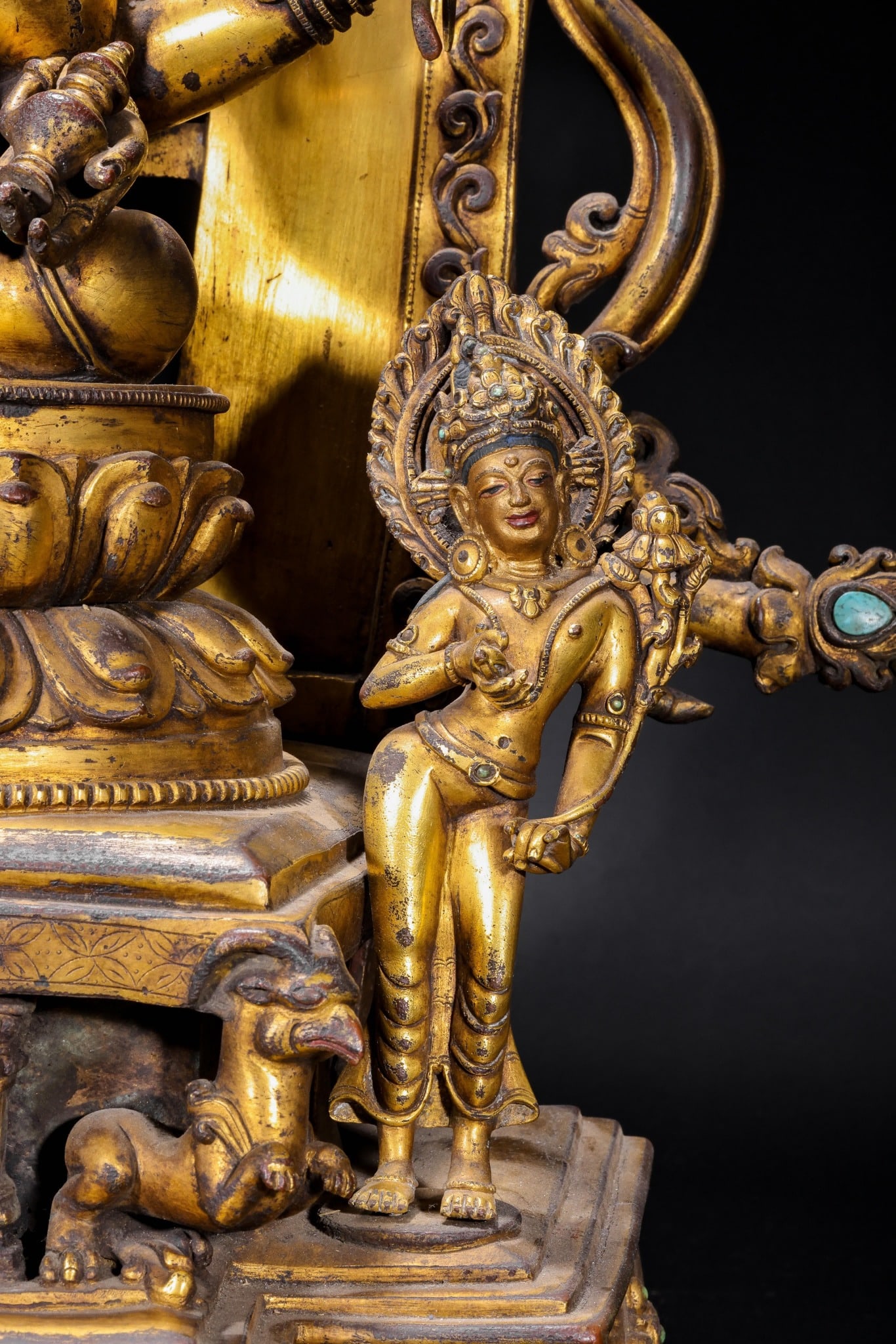 A Solemn Gilt Bronze Statue of Eleven-Headed and Six-Armed Guanyin,With Inscription - 5
