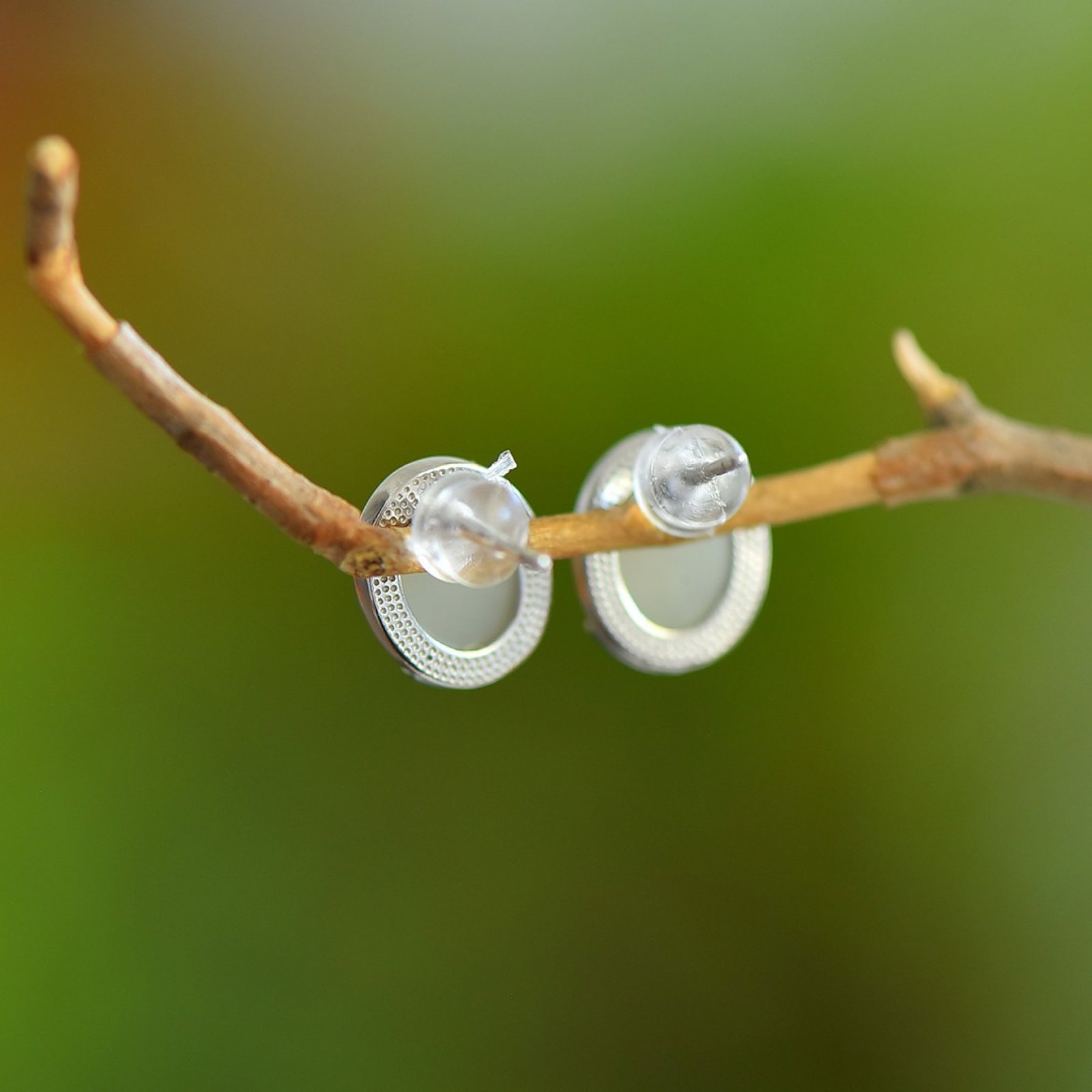 A Pair of Exquisite Sterling Silver Inlaid White Jade Earrings - 5