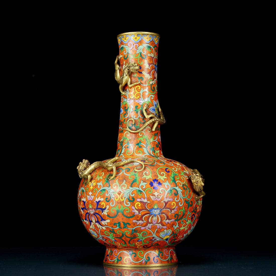 A Rare Cloisonne Lotus and Chi-Dragon Pattern Vase: Estimated Value:18000-36000 A Rare Cloisonne Lotus and Chi-Dragon Pattern Vase，Qing Dynasty, China，Qianlong Four-character Mark，Size:7.9inx14.6in，Weight:4305g