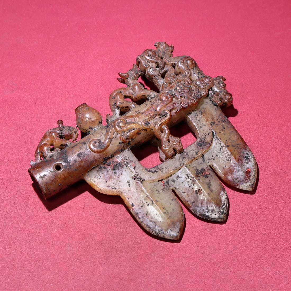 An Exquisite White Jade Auspicious Beast Pattern Ornament - 8