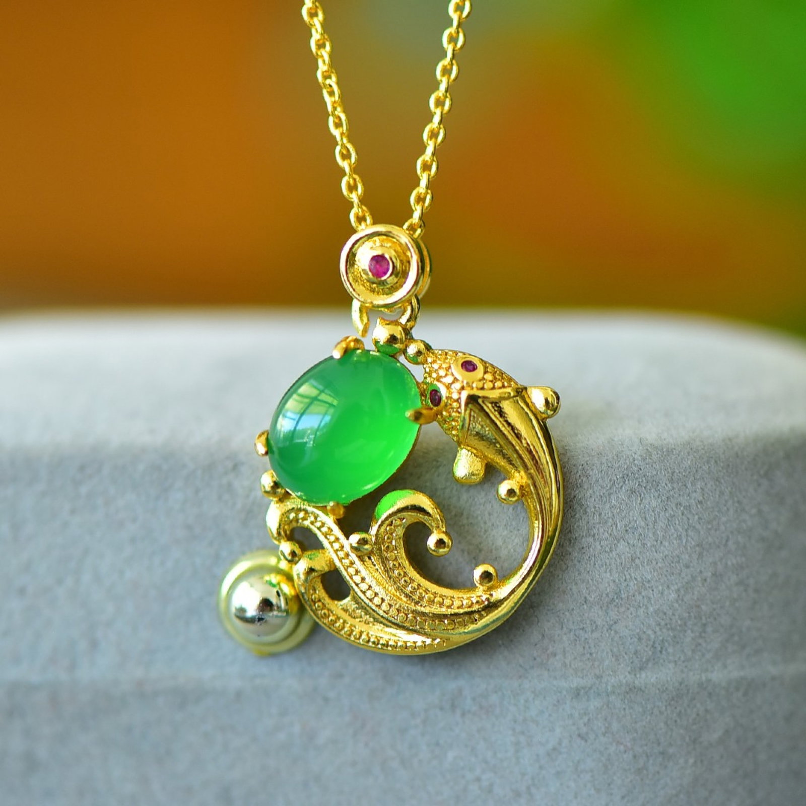An Exquisite Pendant,Inlaid Diamond - 2