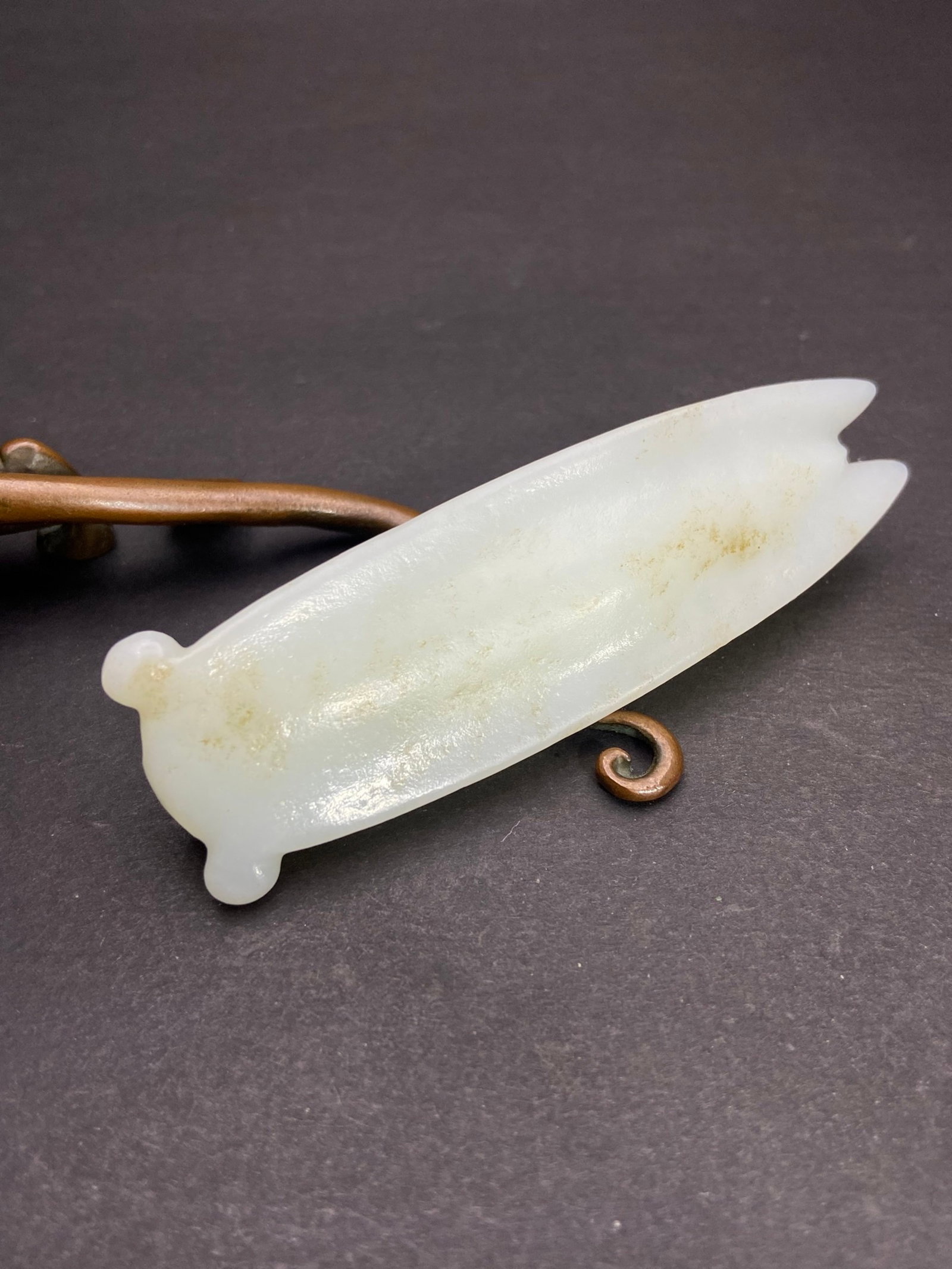 An Exquisite White Jade Cicada Pendant - 7