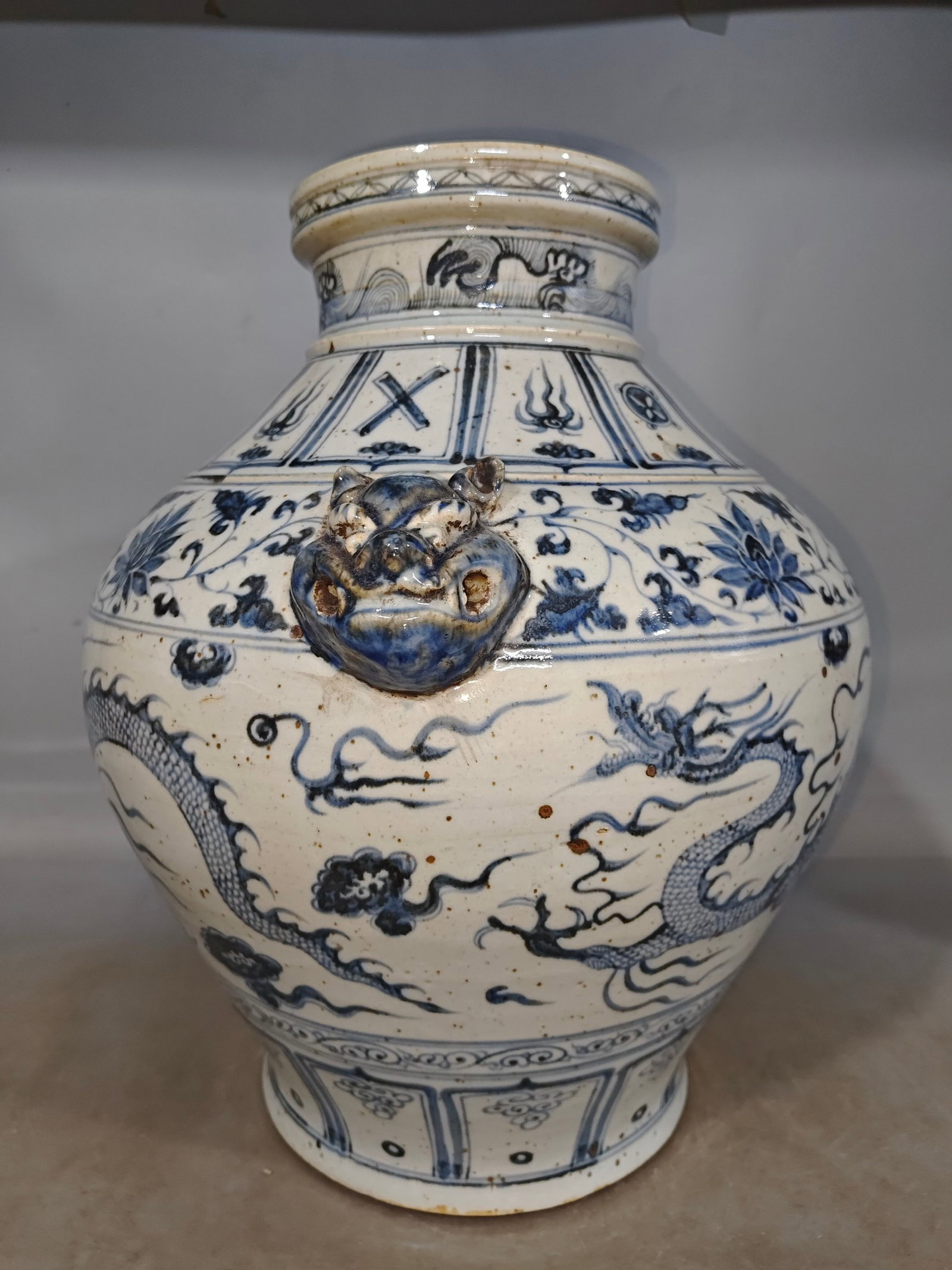 A Huge Blue and White Auspicious Cloud and Dragon Pattern Beast-Ears Vase - 3