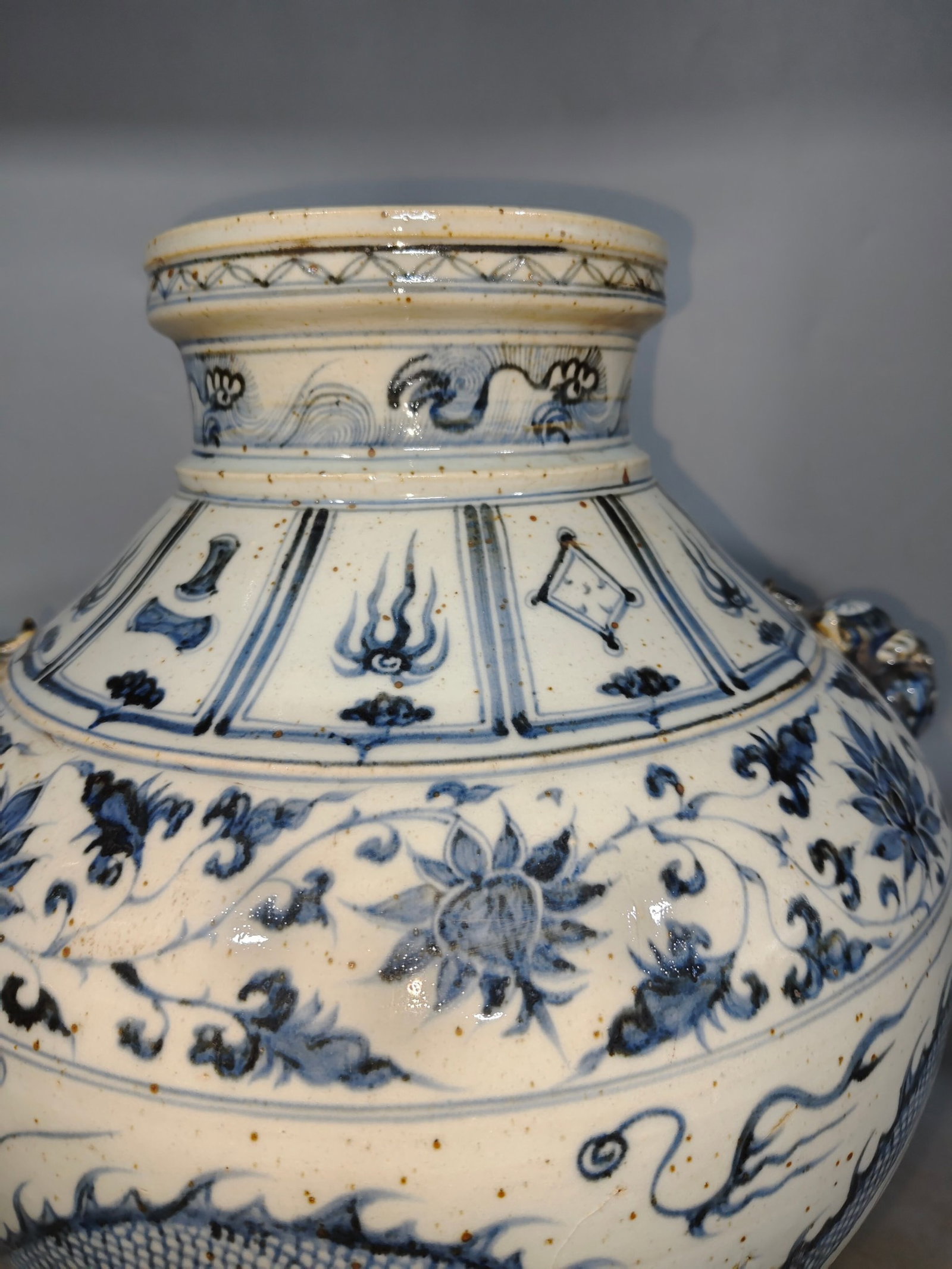 A Huge Blue and White Auspicious Cloud and Dragon Pattern Beast-Ears Vase - 4