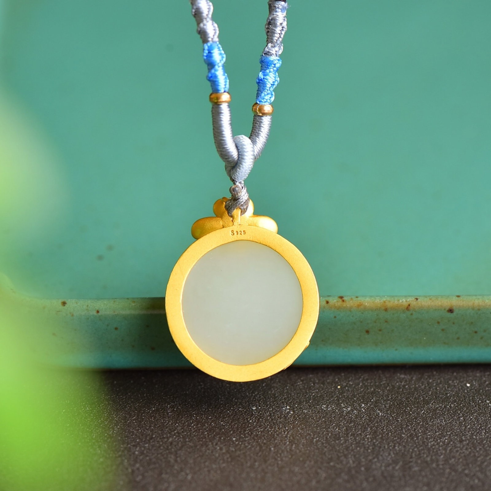 An Exquisite Sterling Silver-Gold Plated Inlaid White Jade Pendant - 5