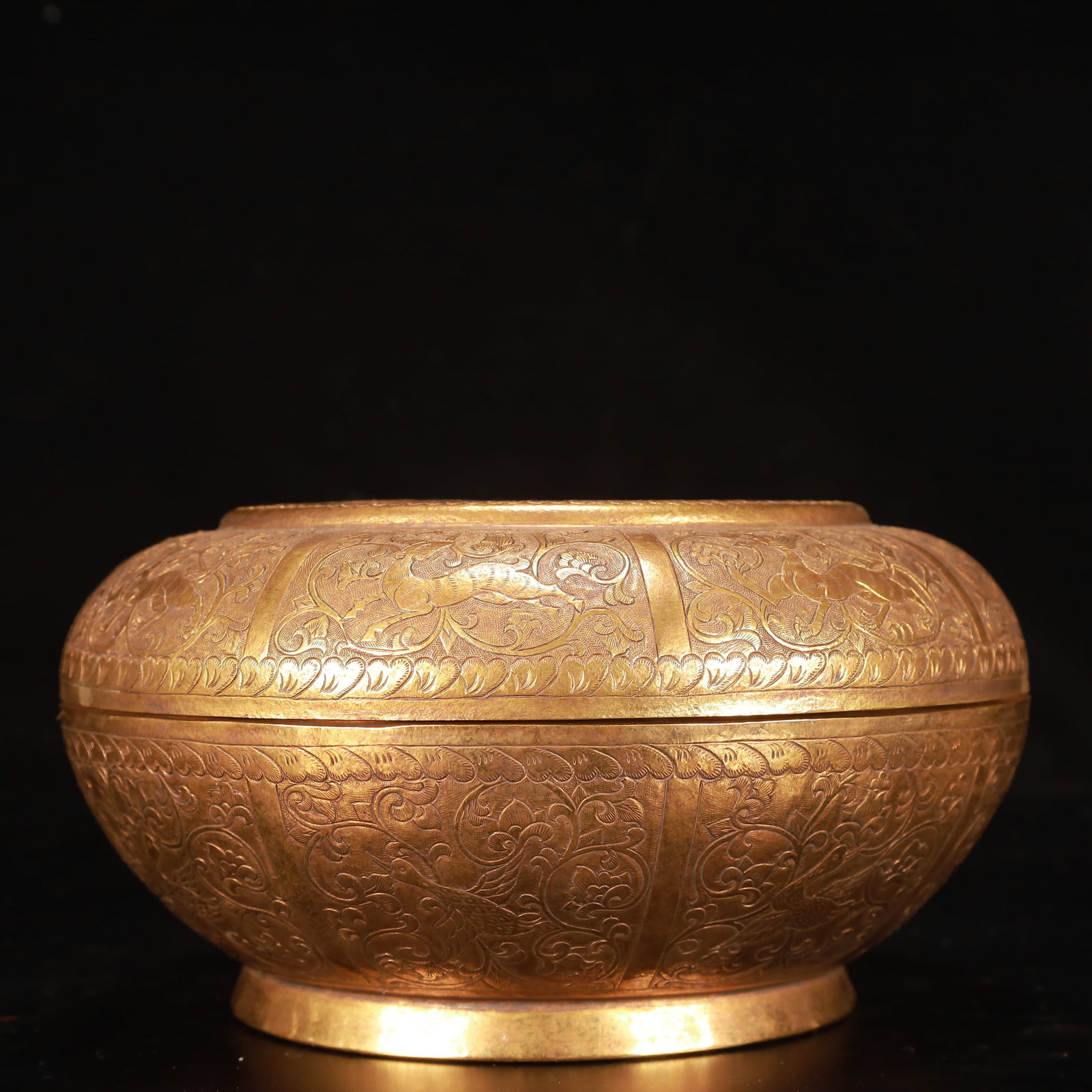 An Exquisite Gilt Bronze Flower Dragon Pattern Box with Cover - 4