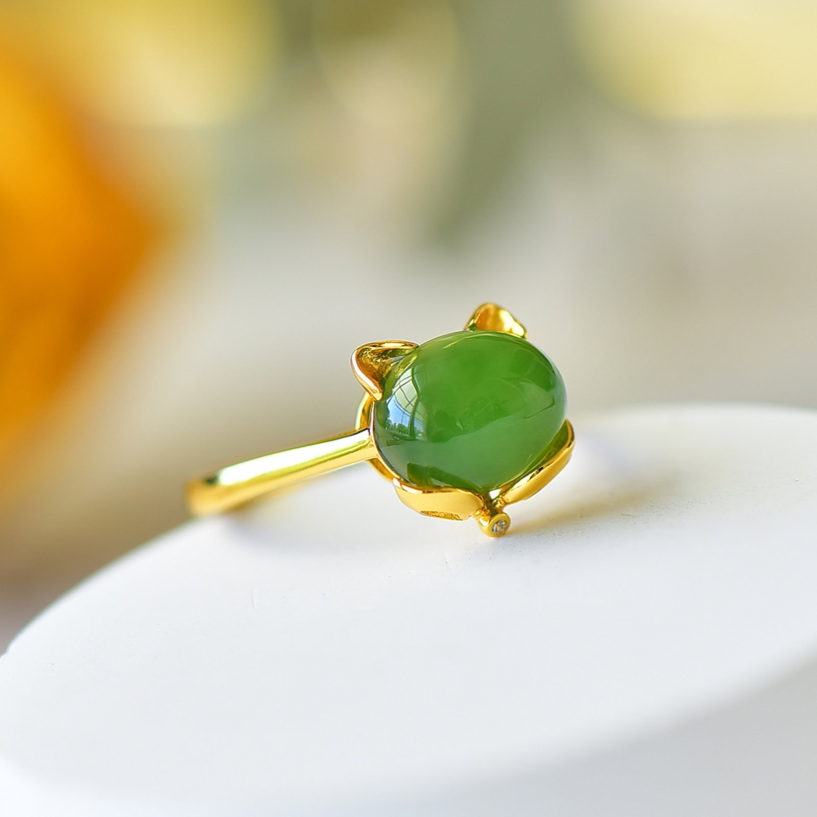 An Exquisite Sterling Silver-Gold Plated Inlaid Jasper Ring - 2