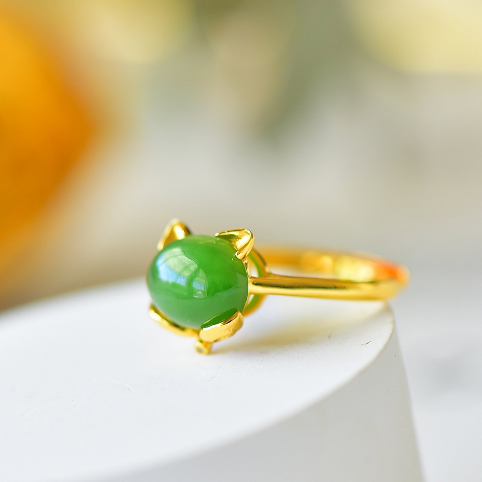 An Exquisite Sterling Silver-Gold Plated Inlaid Jasper Ring - 5