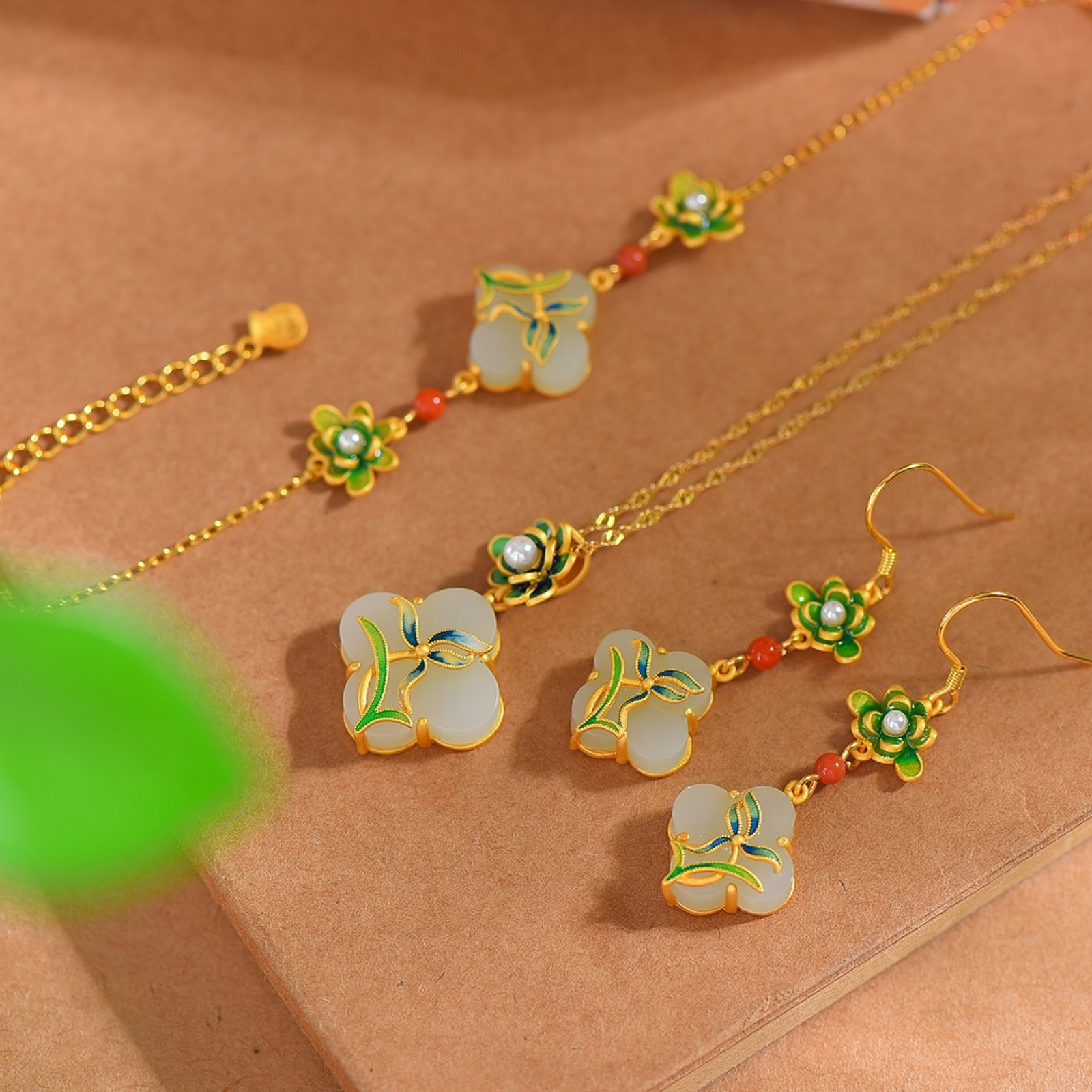A Set of Fine Sterling Silver-Gold Plated Inlaid White Jade Enamel Jewelrys,Inlaid Pearls - 2