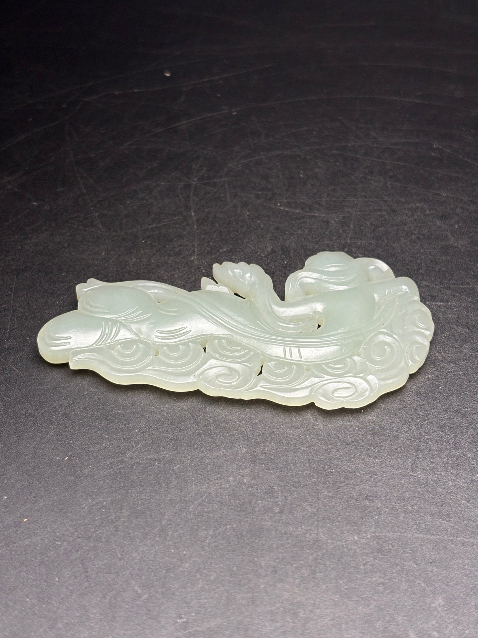 An Exquisite White Jade Figure Pattern Pendant - 6