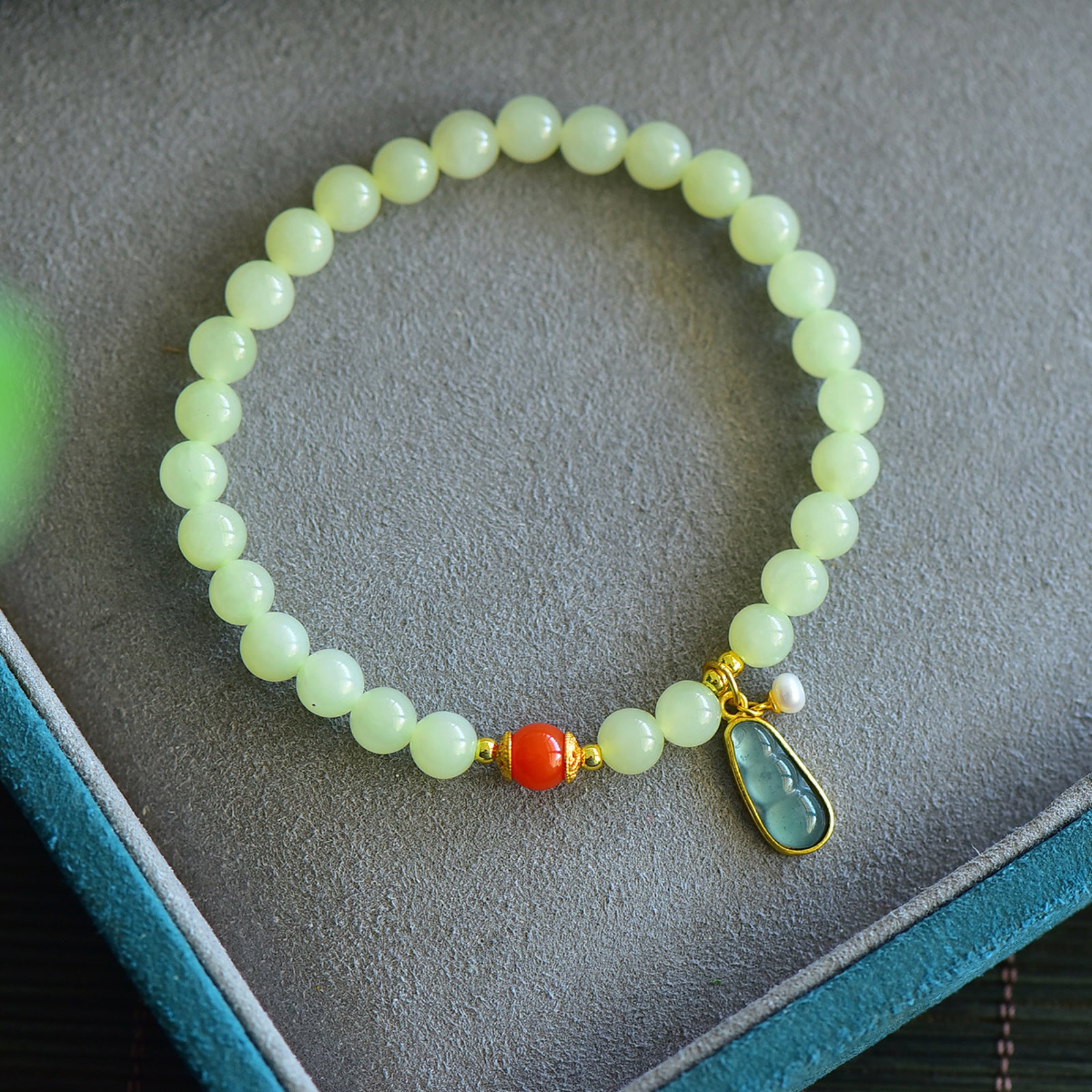 An Exquisite Yellow Jade Bracelets - 5