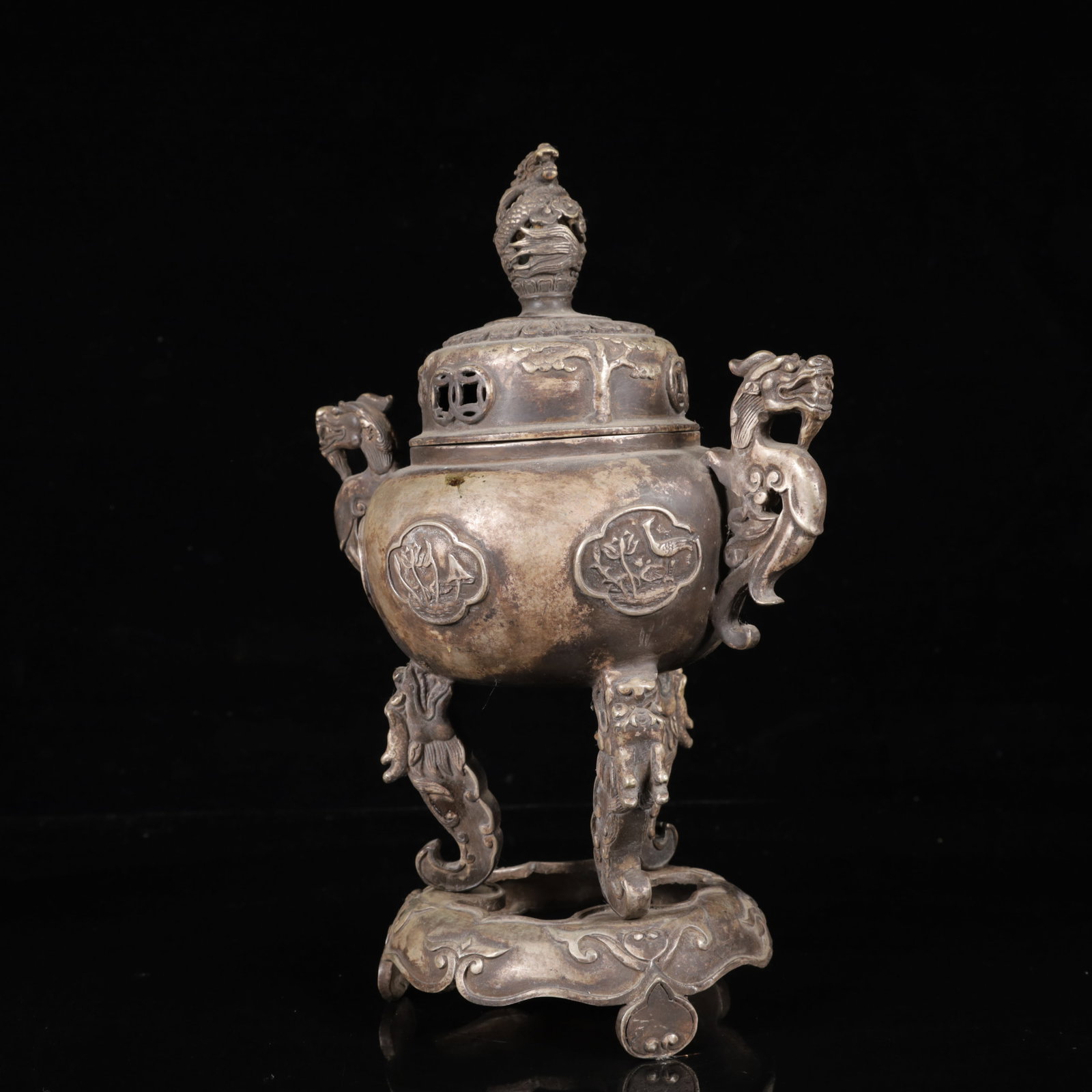 An Exquisite Silver-Plated Bronze Flower Pattern Dragon-Ears and Dragon Legs Censer - 7