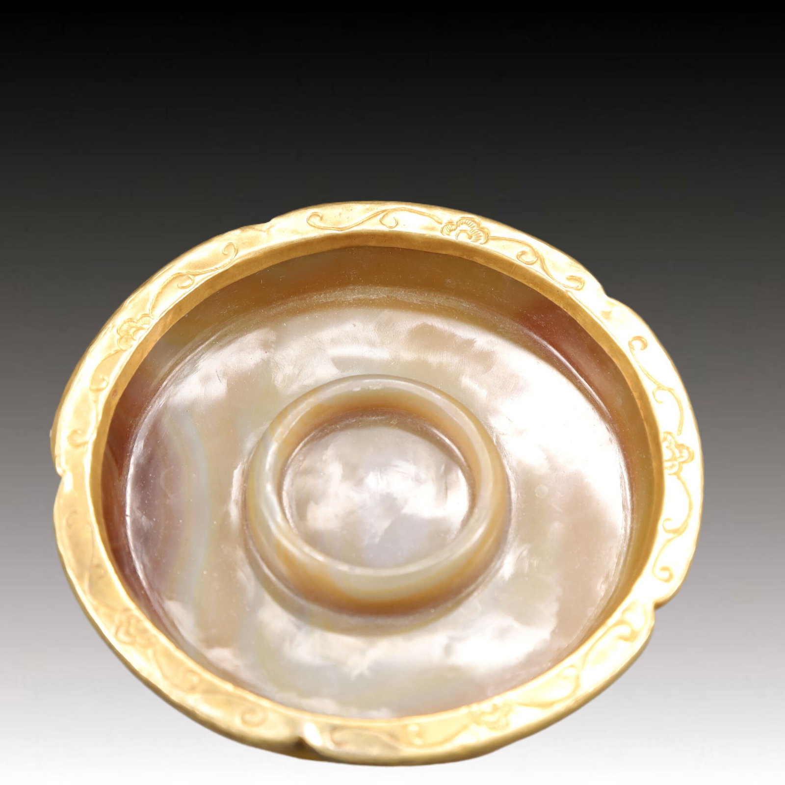 An Exquisite Agate Cover with Gold Cup - 7