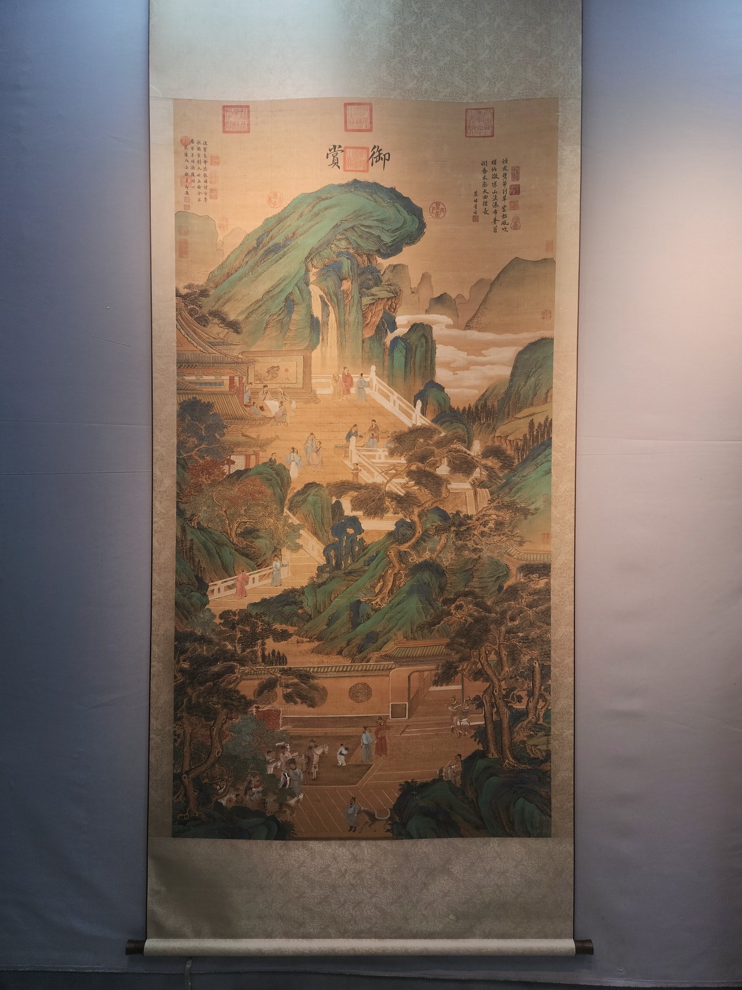 A Chinese Vertical Scroll Ink Painting of Landscape and Figure on Silk,Chou Ying: Estimated Value:9000-18000 A Chinese Vertical Scroll Ink Painting of Landscape and Figure on Silk,Chou Ying,Size:(Without frame)79.9inx41.3in 一幅中国水墨绢&#