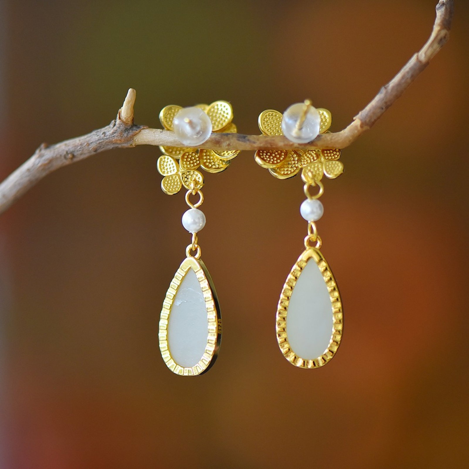 A Pair of Exquisite Sterling Silver-Gold Plated Inlaid White Jade Enamel Earrings - 5