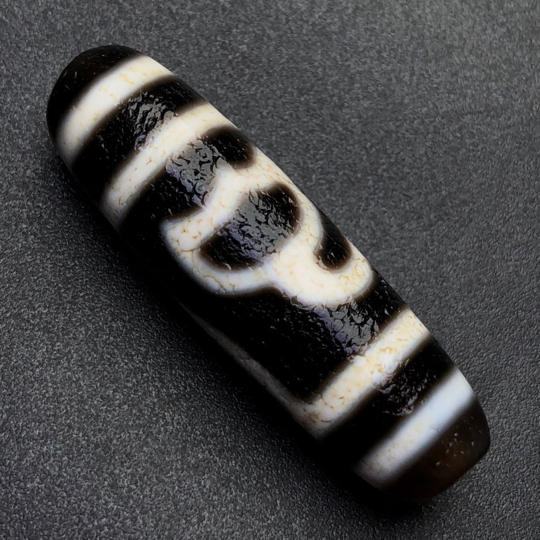 An Exquisite Dzi Bead Pendant - 3