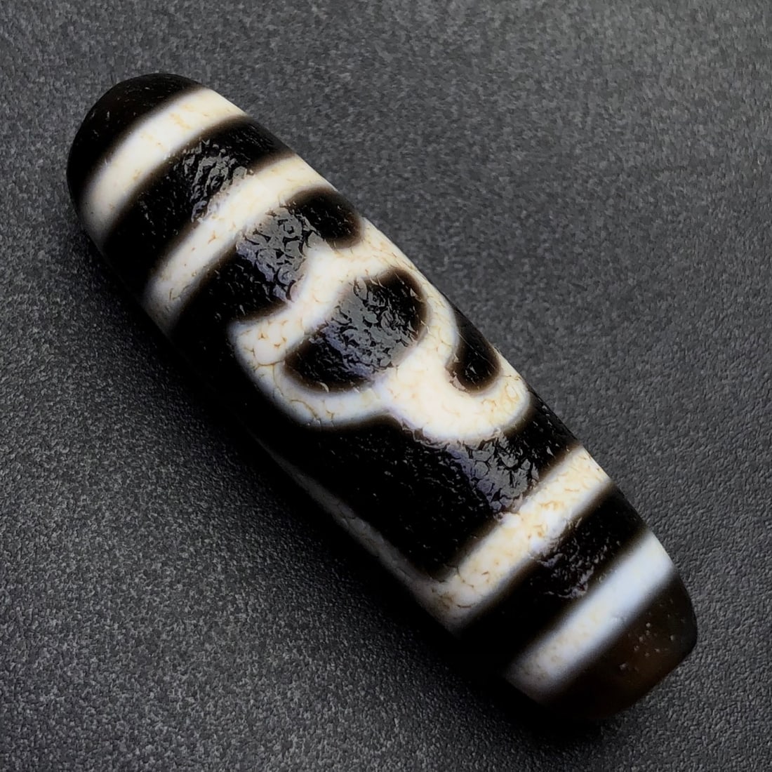 An Exquisite Dzi Bead Pendant - 5