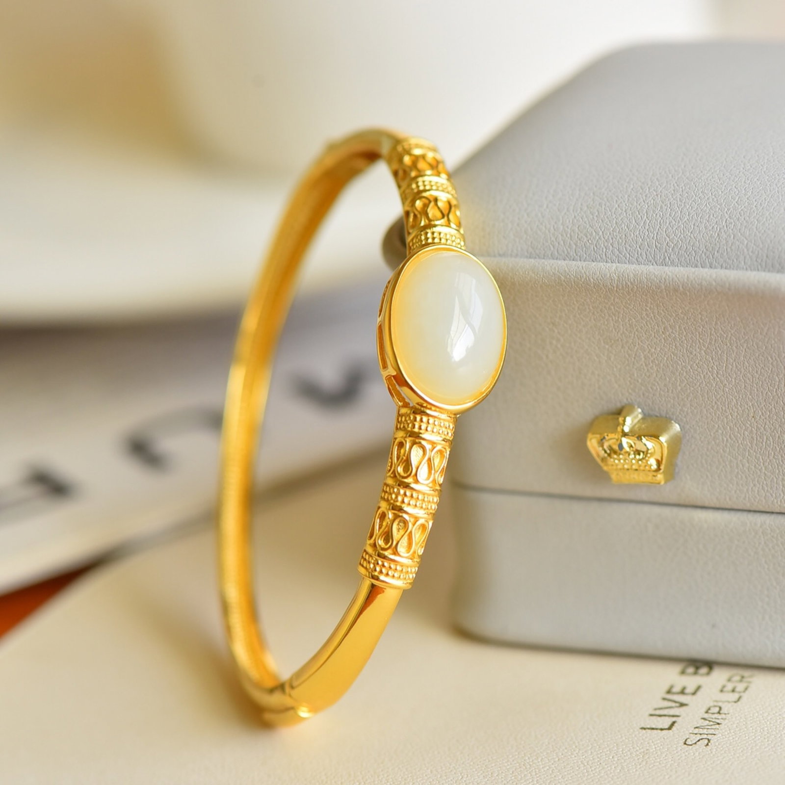 An Exquisite Sterling Silver-Gold Plated Inlaid White Jade Bracelet - 4