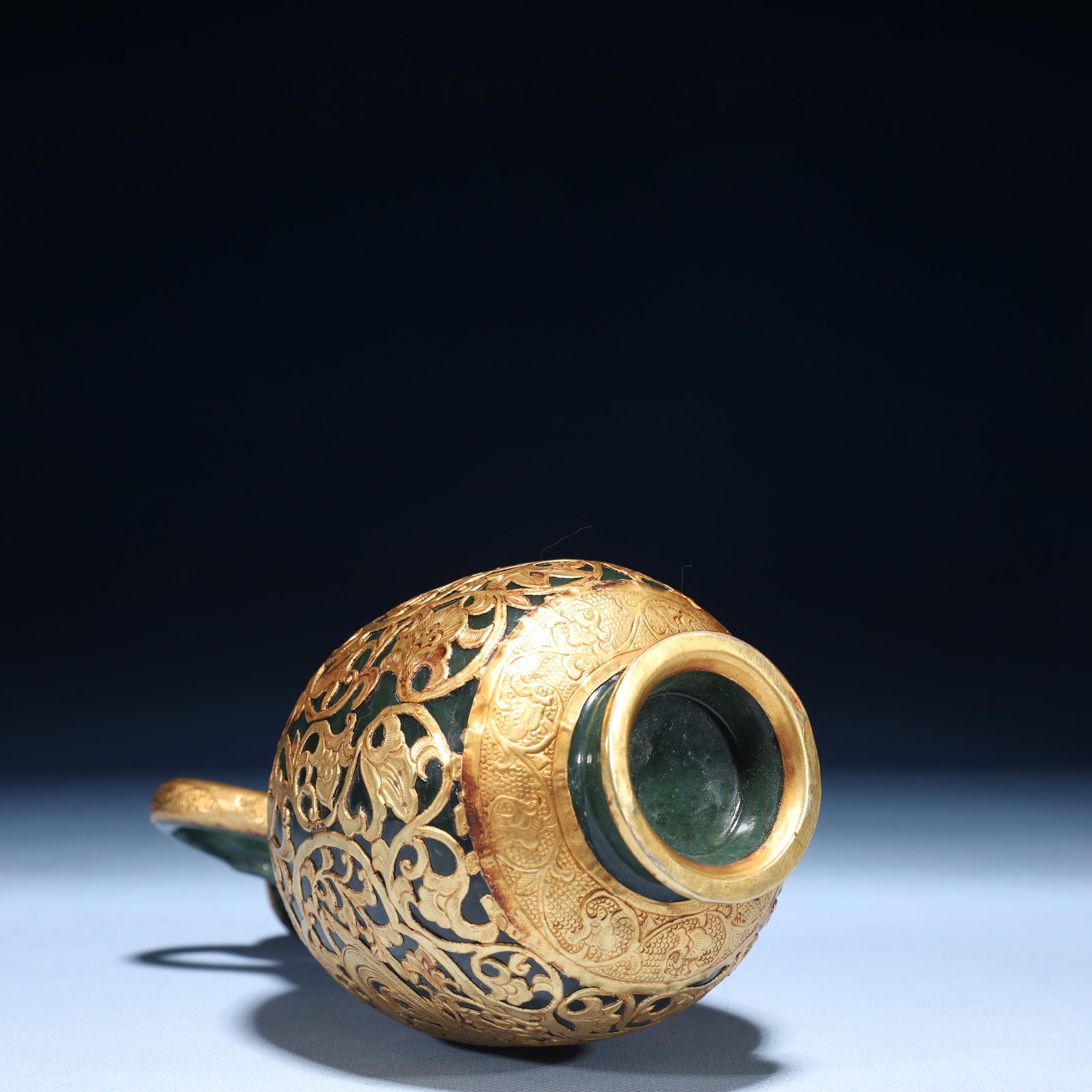 A Pair of Exquisite Jasper Cover with Gold Dragon and Phoenix Pattern Pots - 12