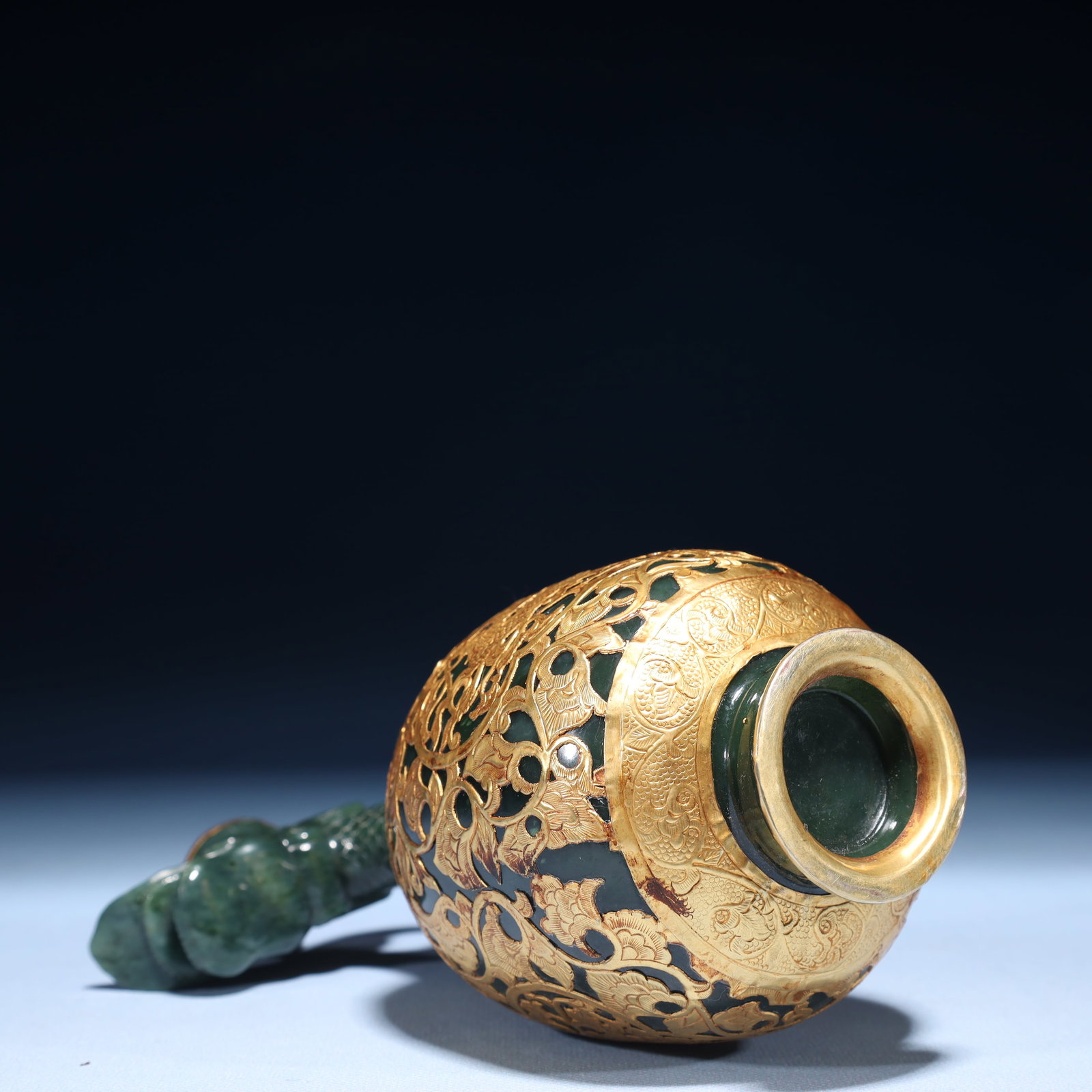 A Pair of Exquisite Jasper Cover with Gold Dragon and Phoenix Pattern Pots - 9