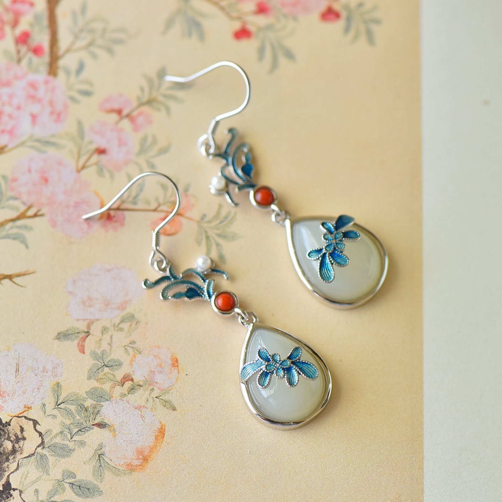 A Pair of Exquisite Sterling Silver Inlaid White Jade Enamel Earrings,Inlaid Pearls - 2