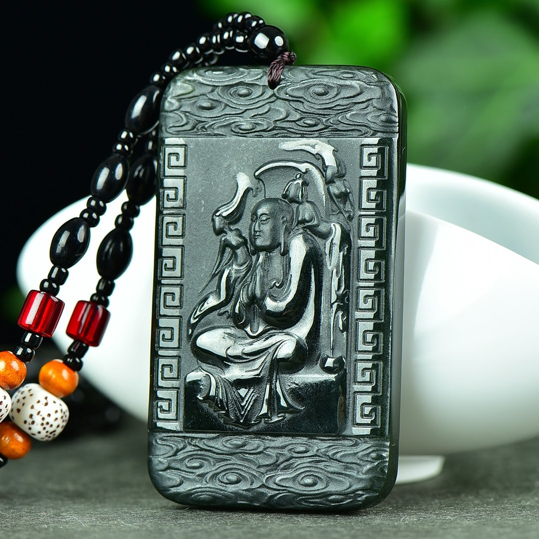 An Exquisite Sapphire Buddha Pattern Pendant - 2