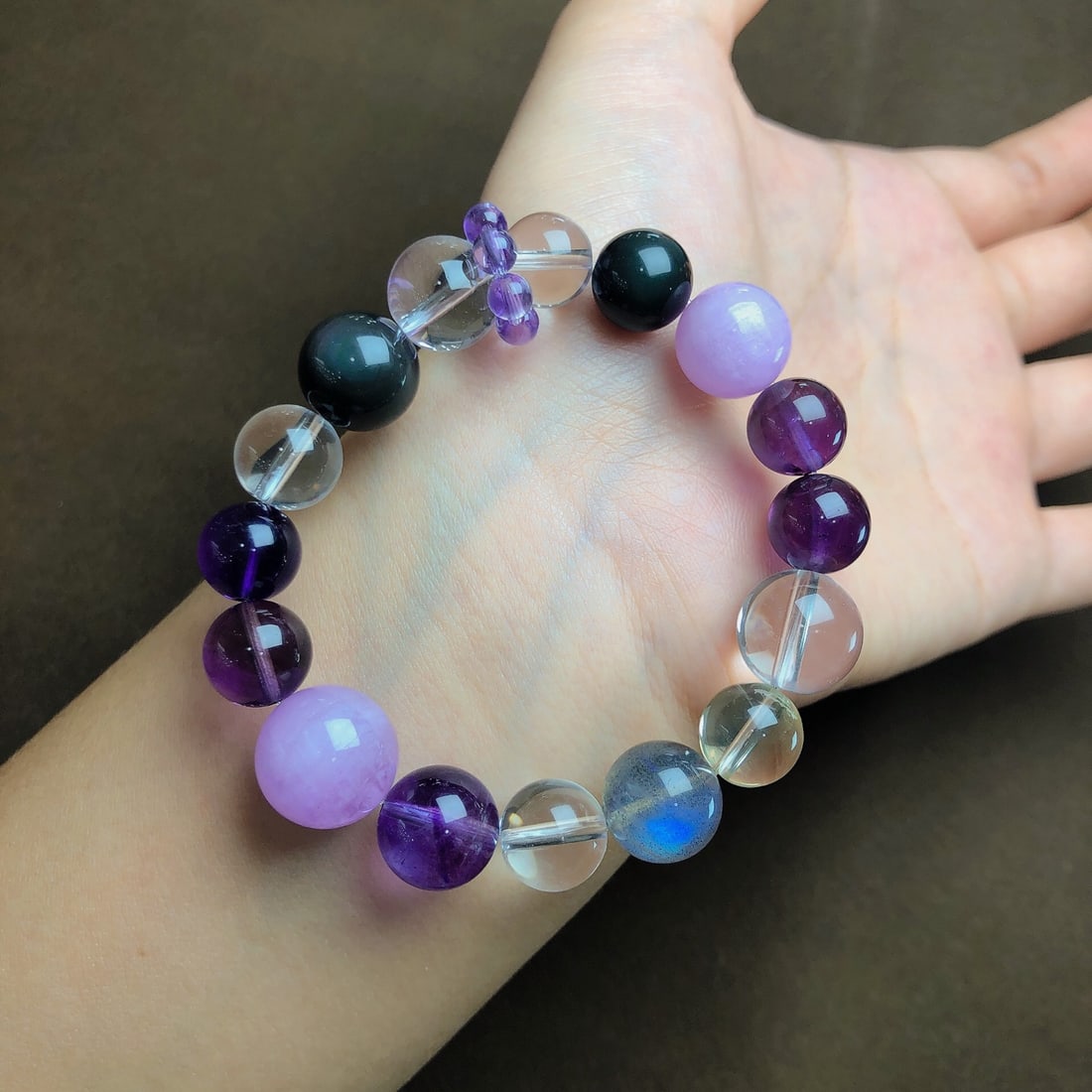 An Exquisite Crystal Bracelets - 2